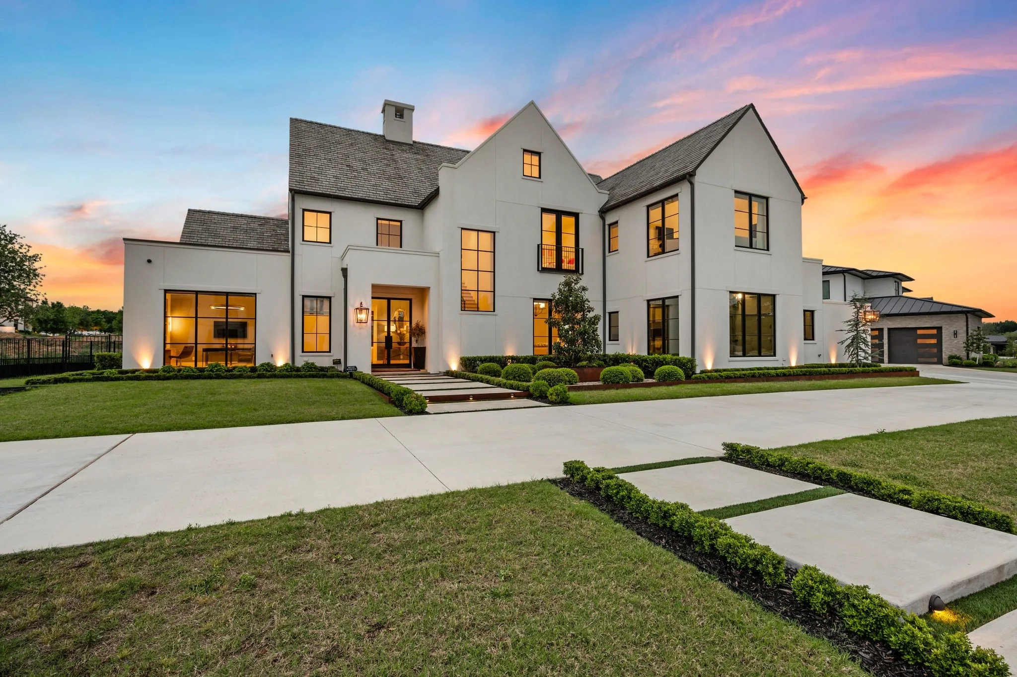 Single Family Residence For Sale in Tarrant County , 805 Stacy Drive, Southlake, Texas 76092, 5 Bedroom, 6 Bathroom, 3 Garage spaces, 5,608 Sqft, built in 2023, mls#21394014, Real Estate Agent in Southlake, Homes For Sale in Tarrant county, Homes For Sale in Southlake, Realtor in Southlake Texas, Real Estate Brokerage Independent Realty Texas, Luminita Cordes Realtor