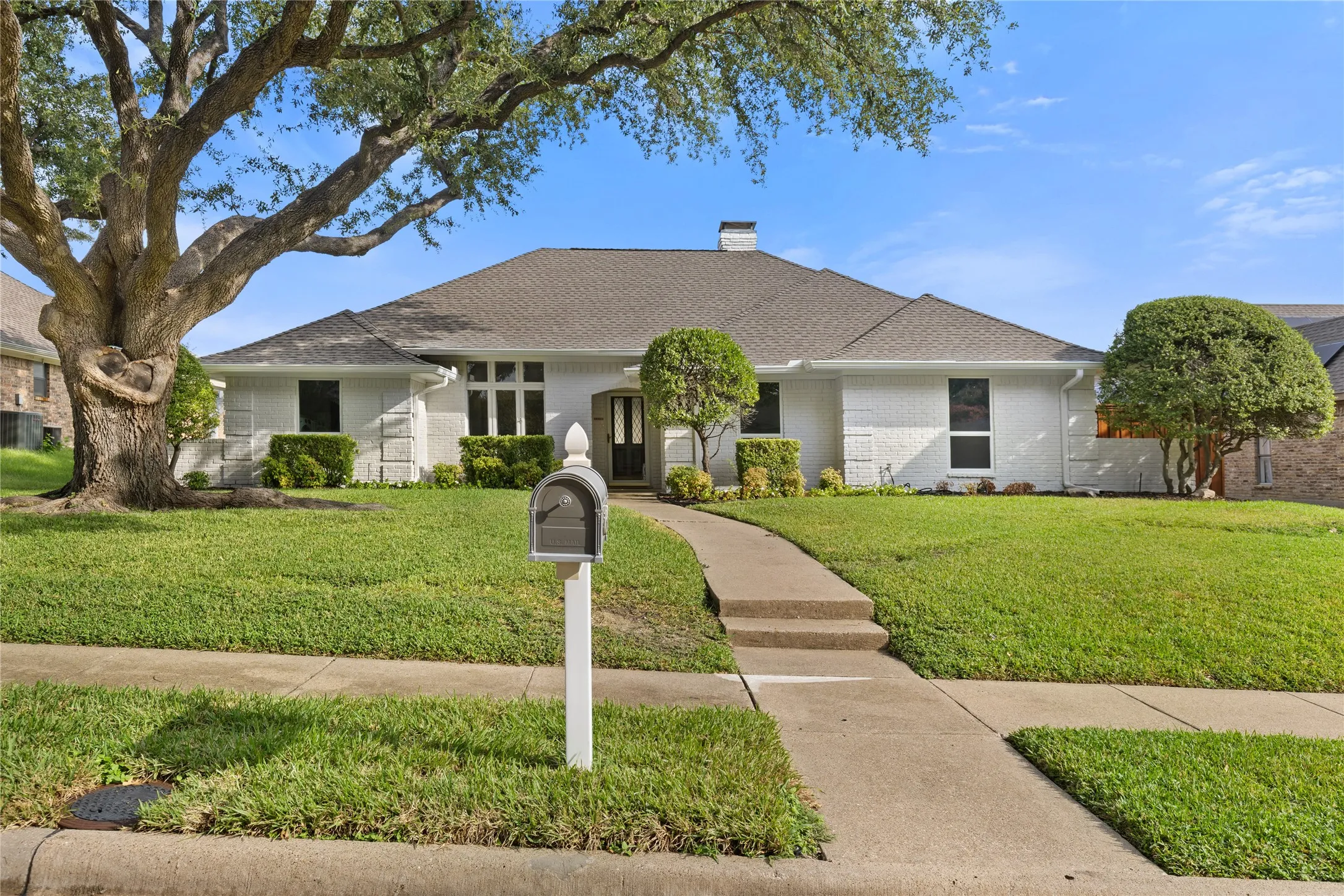 Single Family Residence For Sale in Collin County , 3549 Arbuckle Drive, Plano, Texas 75075, 4 Bedroom, 3 Bathroom, 2 Garage spaces, 2,313 Sqft, built in 1980, mls#21398647, Real Estate Agent in Plano, Homes For Sale in Collin county, Homes For Sale in Plano, Realtor in Plano Texas, Real Estate Brokerage Independent Realty Texas, Luminita Cordes Realtor