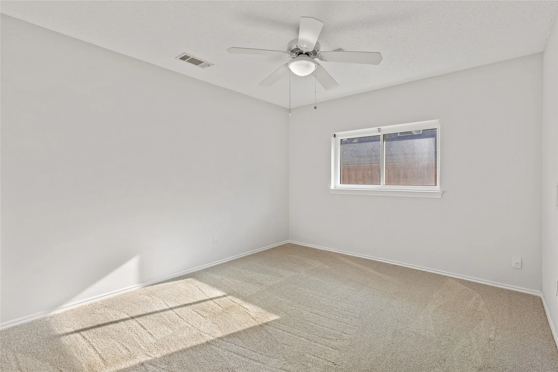 Single Family Residence For Sale in Collin County , 3549 Arbuckle Drive, Plano, Texas 75075, 4 Bedroom, 3 Bathroom, 2 Garage spaces, 2,313 Sqft, built in 1980, mls#21398647, Real Estate Agent in Plano, Homes For Sale in Collin county, Homes For Sale in Plano, Realtor in Plano Texas, Real Estate Brokerage Independent Realty Texas, Luminita Cordes Realtor