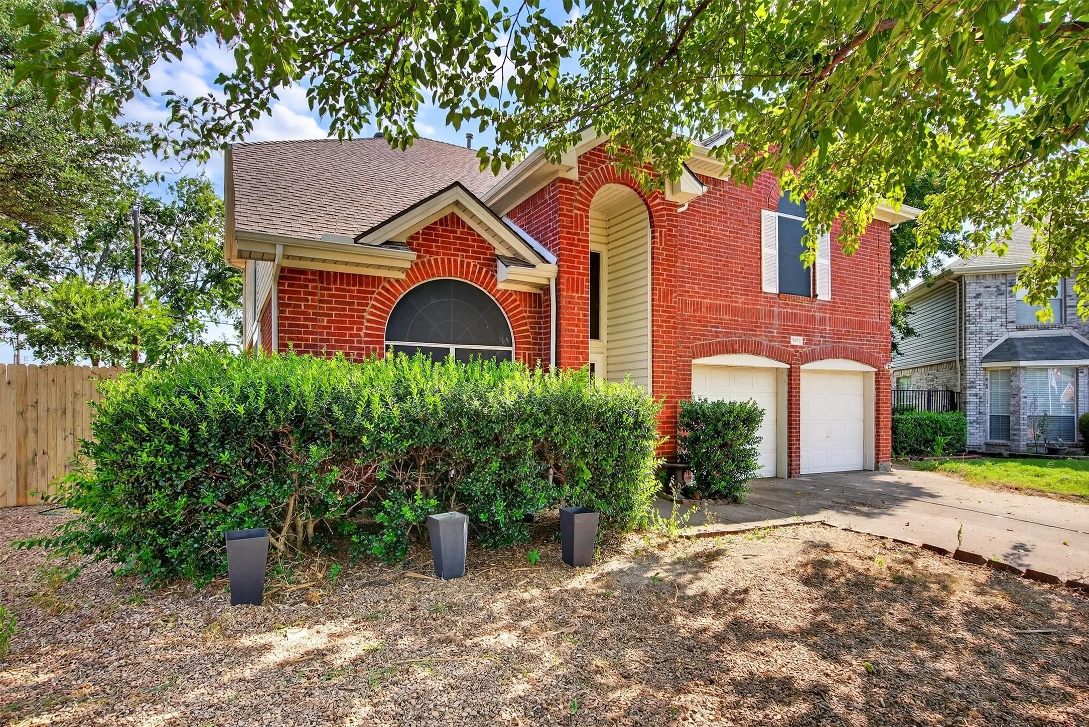 Single Family Residence For Rent in Collin County , 3100 Verbena Drive, Plano, Texas 75075, 3 Bedroom, 3 Bathroom, 2 Garage spaces, 2,043 Sqft, built in 1995, mls#21397151, Real Estate Agent in Plano, Homes For Rent in Collin county, Homes For Rent in Plano, Realtor in Plano Texas, Real Estate Brokerage Independent Realty Texas, Luminita Cordes Realtor