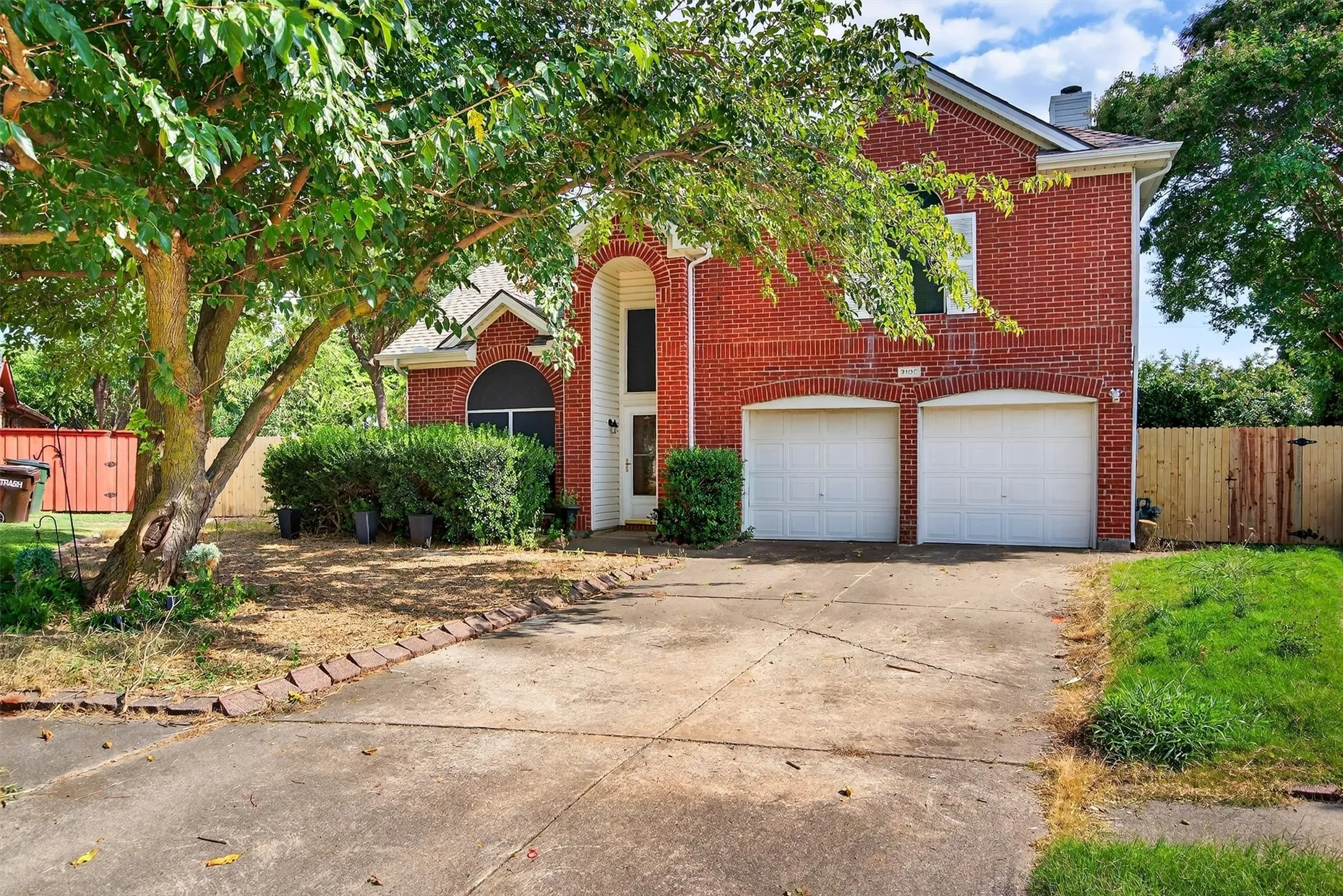 Single Family Residence For Rent in Collin County , 3100 Verbena Drive, Plano, Texas 75075, 3 Bedroom, 3 Bathroom, 2 Garage spaces, 2,043 Sqft, built in 1995, mls#21397151, Real Estate Agent in Plano, Homes For Rent in Collin county, Homes For Rent in Plano, Realtor in Plano Texas, Real Estate Brokerage Independent Realty Texas, Luminita Cordes Realtor
