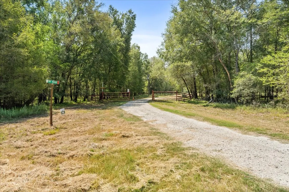 Gate into Riverland Acres