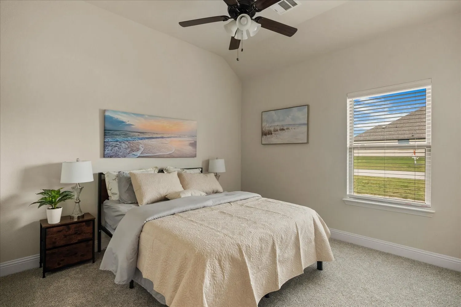 Single Family Residence For Sale in Hunt County , 8200 Honeywell Avenue, Greenville, Texas 75402, 4 Bedroom, 4 Bathroom, 3 Garage spaces, 2,665 Sqft, built in 2024, mls#21398775, Real Estate Agent in Greenville, Homes For Sale in Hunt county, Homes For Sale in Greenville, Realtor in Greenville Texas, Real Estate Brokerage Independent Realty Texas, Luminita Cordes Realtor