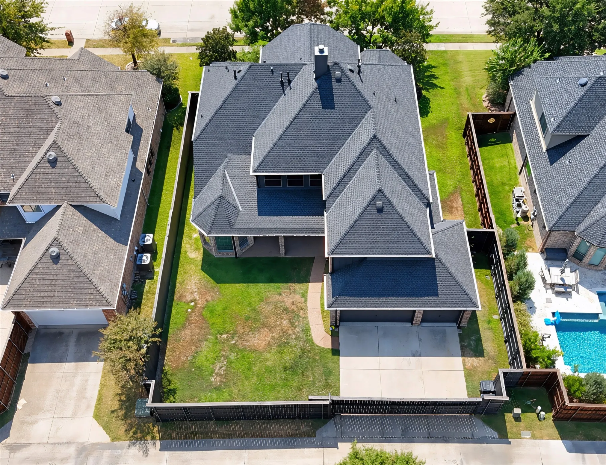 Single Family Residence For Sale in Denton County , 11546 Rio Grande Drive, Frisco, Texas 75033, 4 Bedroom, 4 Bathroom, 3 Garage spaces, 4,393 Sqft, built in 2003, mls#21401059, Real Estate Agent in Frisco, Homes For Sale in Denton county, Homes For Sale in Frisco, Realtor in Frisco Texas, Real Estate Brokerage Independent Realty Texas, Luminita Cordes Realtor