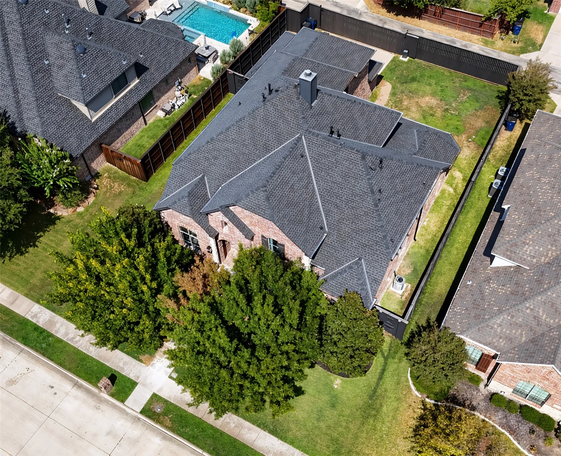 Single Family Residence For Sale in Denton County , 11546 Rio Grande Drive, Frisco, Texas 75033, 4 Bedroom, 4 Bathroom, 3 Garage spaces, 4,393 Sqft, built in 2003, mls#21401059, Real Estate Agent in Frisco, Homes For Sale in Denton county, Homes For Sale in Frisco, Realtor in Frisco Texas, Real Estate Brokerage Independent Realty Texas, Luminita Cordes Realtor