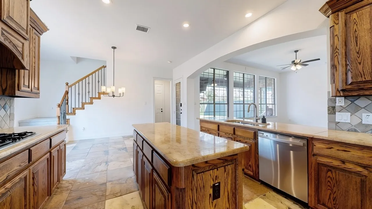 Single Family Residence For Sale in Denton County , 11546 Rio Grande Drive, Frisco, Texas 75033, 4 Bedroom, 4 Bathroom, 3 Garage spaces, 4,393 Sqft, built in 2003, mls#21401059, Real Estate Agent in Frisco, Homes For Sale in Denton county, Homes For Sale in Frisco, Realtor in Frisco Texas, Real Estate Brokerage Independent Realty Texas, Luminita Cordes Realtor