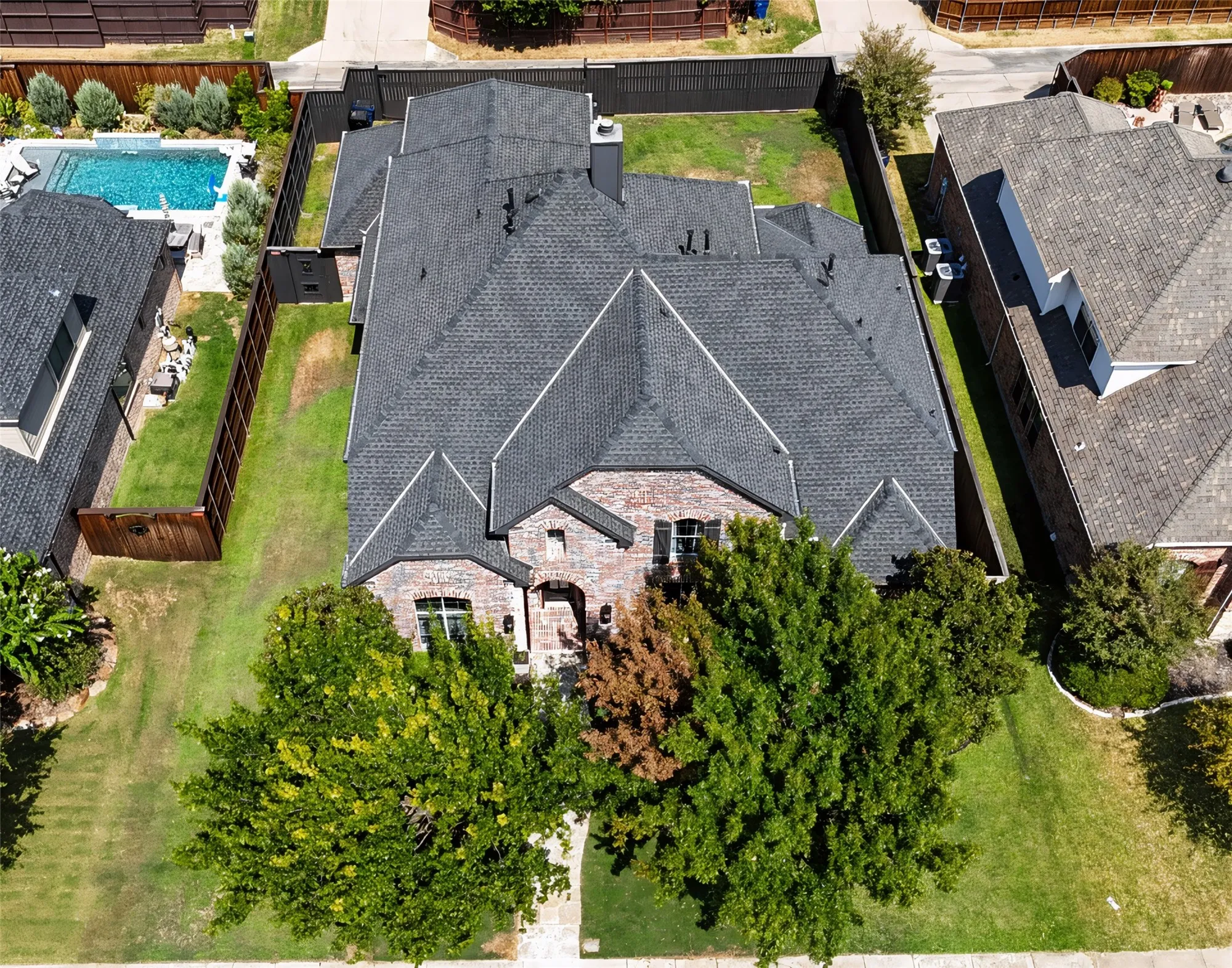 Single Family Residence For Sale in Denton County , 11546 Rio Grande Drive, Frisco, Texas 75033, 4 Bedroom, 4 Bathroom, 3 Garage spaces, 4,393 Sqft, built in 2003, mls#21401059, Real Estate Agent in Frisco, Homes For Sale in Denton county, Homes For Sale in Frisco, Realtor in Frisco Texas, Real Estate Brokerage Independent Realty Texas, Luminita Cordes Realtor