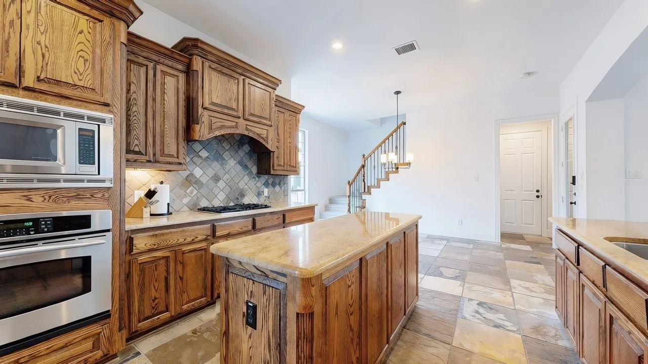 Single Family Residence For Sale in Denton County , 11546 Rio Grande Drive, Frisco, Texas 75033, 4 Bedroom, 4 Bathroom, 3 Garage spaces, 4,393 Sqft, built in 2003, mls#21401059, Real Estate Agent in Frisco, Homes For Sale in Denton county, Homes For Sale in Frisco, Realtor in Frisco Texas, Real Estate Brokerage Independent Realty Texas, Luminita Cordes Realtor