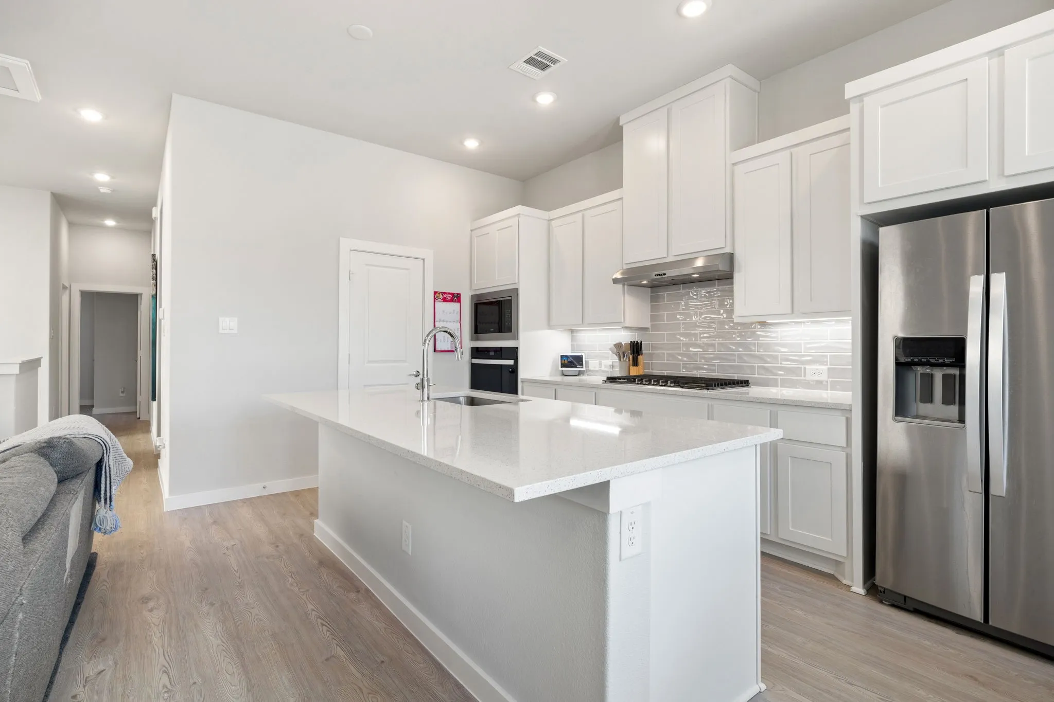 Townhouse For Sale in Collin County , 3464 Heritage Place, Richardson, Texas 75082, 3 Bedroom, 3 Bathroom, 2 Garage spaces, 2,142 Sqft, built in 2023, mls#21399271, Real Estate Agent in Richardson, Homes For Sale in Collin county, Homes For Sale in Richardson, Realtor in Richardson Texas, Real Estate Brokerage Independent Realty Texas, Luminita Cordes Realtor