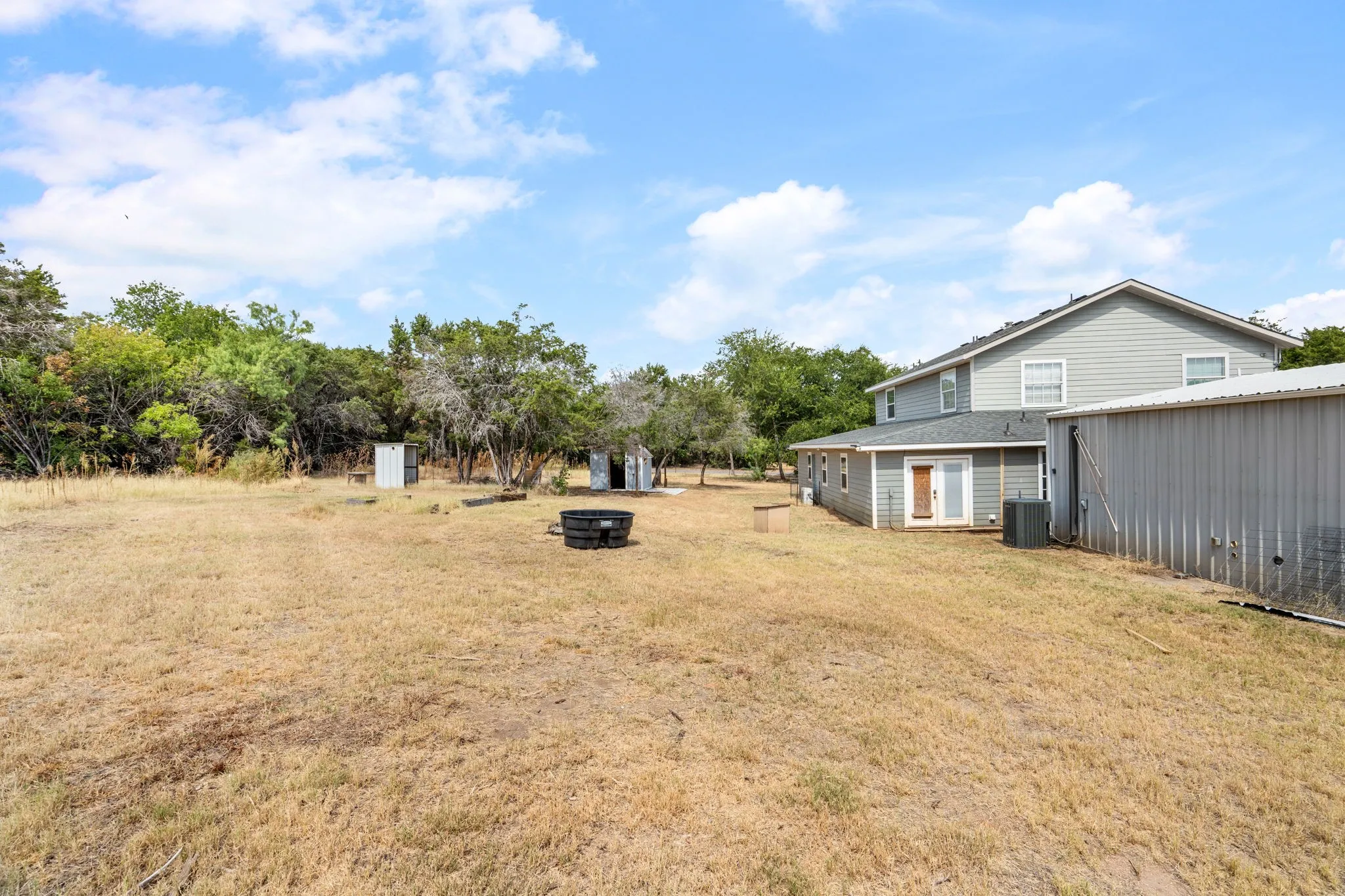 Single Family Residence For Sale in Hood County , 4600 Hunters Glen Court, Granbury, Texas 76048, 5 Bedroom, 4 Bathroom, Garage spaces, 2,376 Sqft, built in 2001, mls#21392213, Real Estate Agent in Granbury, Homes For Sale in Hood county, Homes For Sale in Granbury, Realtor in Granbury Texas, Real Estate Brokerage Independent Realty Texas, Luminita Cordes Realtor