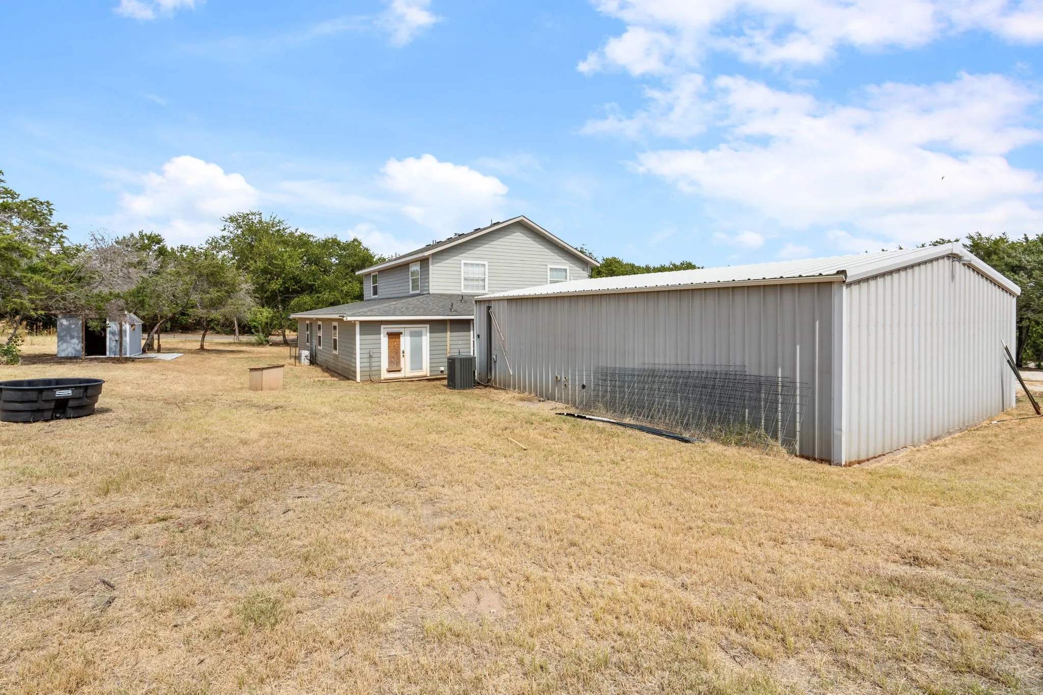 Single Family Residence For Sale in Hood County , 4600 Hunters Glen Court, Granbury, Texas 76048, 5 Bedroom, 4 Bathroom, Garage spaces, 2,376 Sqft, built in 2001, mls#21392213, Real Estate Agent in Granbury, Homes For Sale in Hood county, Homes For Sale in Granbury, Realtor in Granbury Texas, Real Estate Brokerage Independent Realty Texas, Luminita Cordes Realtor