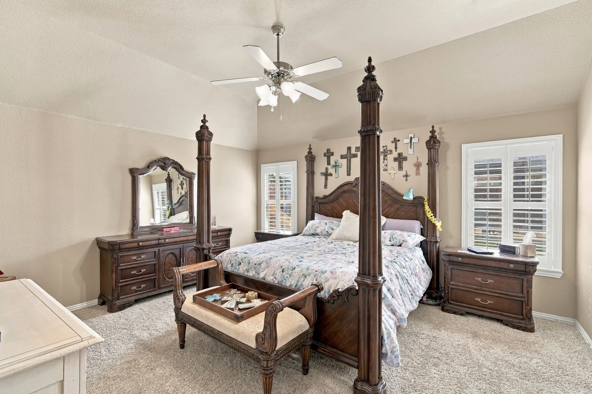 Single Family Residence For Sale in Ellis County , 501 Branchwood Drive, Midlothian, Texas 76065, 3 Bedroom, 2 Bathroom, 2 Garage spaces, 1,872 Sqft, built in 2005, mls#21385335, Real Estate Agent in Midlothian, Homes For Sale in Ellis county, Homes For Sale in Midlothian, Realtor in Midlothian Texas, Real Estate Brokerage Independent Realty Texas, Luminita Cordes Realtor
