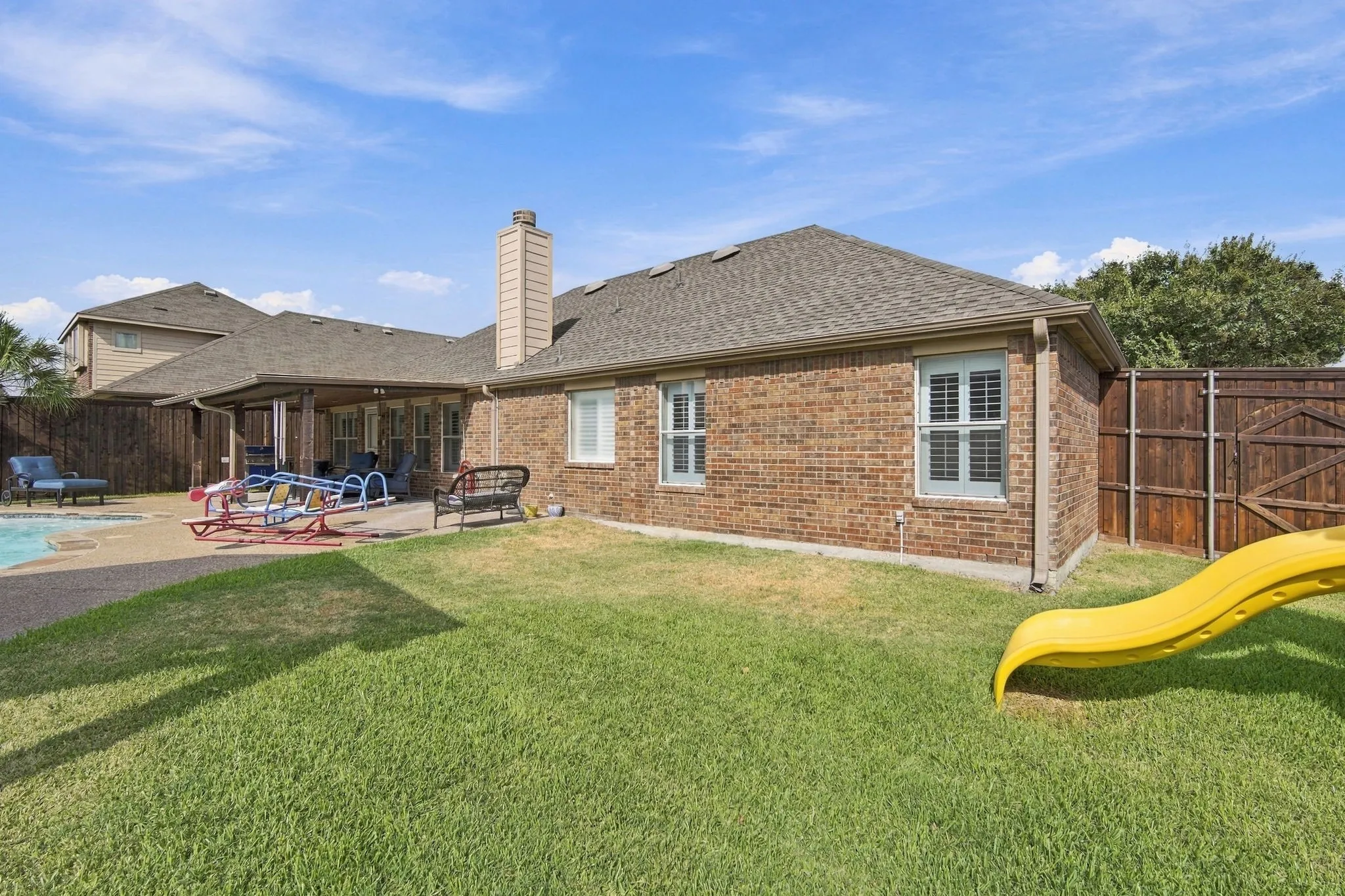 Single Family Residence For Sale in Ellis County , 501 Branchwood Drive, Midlothian, Texas 76065, 3 Bedroom, 2 Bathroom, 2 Garage spaces, 1,872 Sqft, built in 2005, mls#21385335, Real Estate Agent in Midlothian, Homes For Sale in Ellis county, Homes For Sale in Midlothian, Realtor in Midlothian Texas, Real Estate Brokerage Independent Realty Texas, Luminita Cordes Realtor
