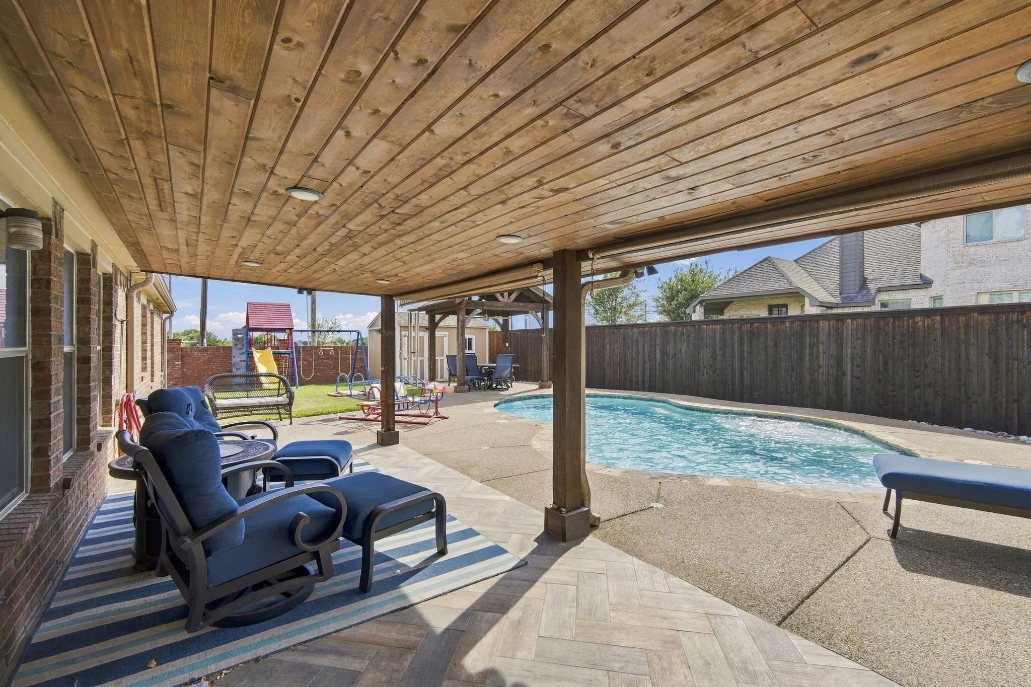 Single Family Residence For Sale in Ellis County , 501 Branchwood Drive, Midlothian, Texas 76065, 3 Bedroom, 2 Bathroom, 2 Garage spaces, 1,872 Sqft, built in 2005, mls#21385335, Real Estate Agent in Midlothian, Homes For Sale in Ellis county, Homes For Sale in Midlothian, Realtor in Midlothian Texas, Real Estate Brokerage Independent Realty Texas, Luminita Cordes Realtor