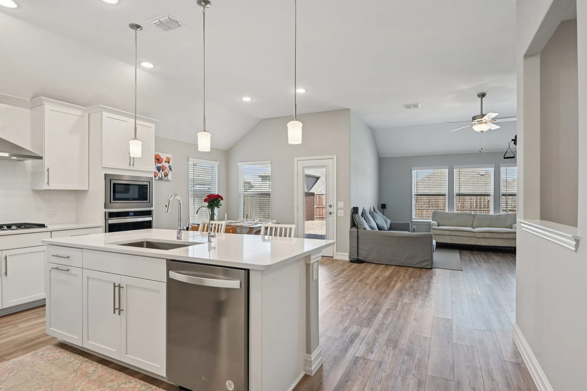 Single Family Residence For Sale in Denton County , 1521 Quentin Drive, Aubrey, Texas 76227, 3 Bedroom, 2 Bathroom, 2 Garage spaces, 1,815 Sqft, built in 2023, mls#21398439, Real Estate Agent in Aubrey, Homes For Sale in Denton county, Homes For Sale in Aubrey, Realtor in Aubrey Texas, Real Estate Brokerage Independent Realty Texas, Luminita Cordes Realtor