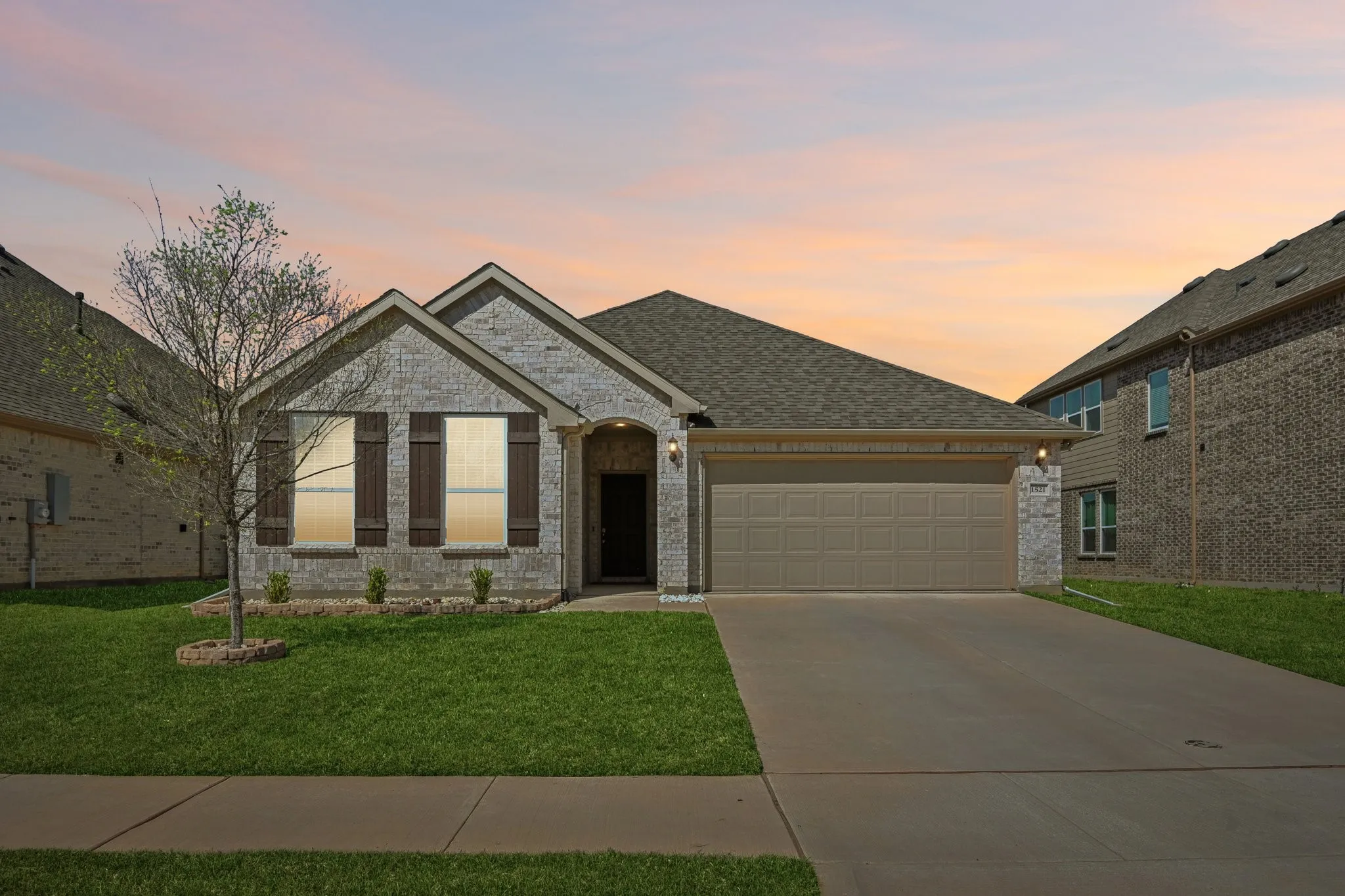 Single Family Residence For Sale in Denton County , 1521 Quentin Drive, Aubrey, Texas 76227, 3 Bedroom, 2 Bathroom, 2 Garage spaces, 1,815 Sqft, built in 2023, mls#21398439, Real Estate Agent in Aubrey, Homes For Sale in Denton county, Homes For Sale in Aubrey, Realtor in Aubrey Texas, Real Estate Brokerage Independent Realty Texas, Luminita Cordes Realtor