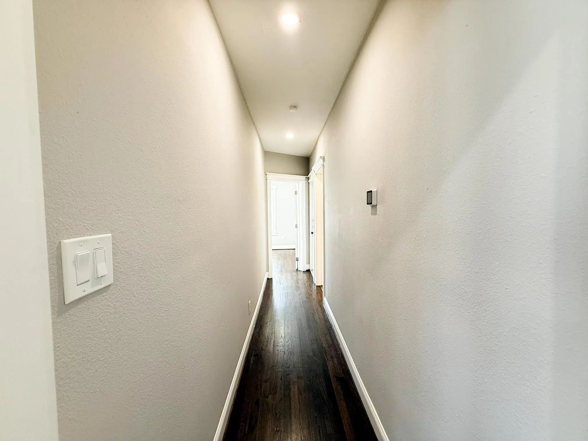 Quadruplex For Rent in Dallas County , 4114 Junius Street B, Dallas, Texas 75246, 1 Bedroom, 1 Bathroom, Garage spaces, 1,042 Sqft, built in 1924, mls#21401068, Real Estate Agent in Dallas, Homes For Rent in Dallas county, Homes For Rent in Dallas, Realtor in Dallas Texas, Real Estate Brokerage Independent Realty Texas, Luminita Cordes Realtor