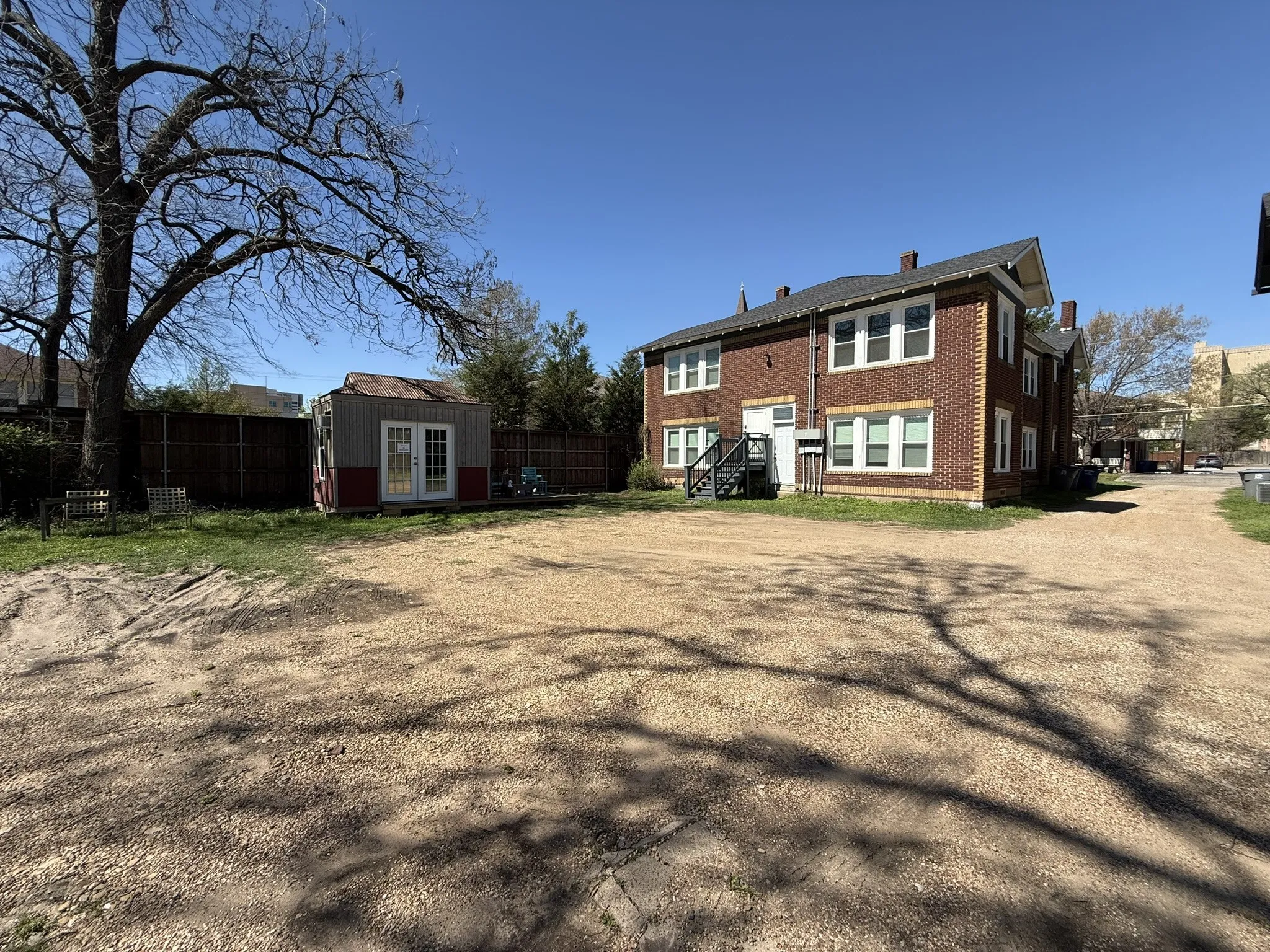Quadruplex For Rent in Dallas County , 4114 Junius Street B, Dallas, Texas 75246, 1 Bedroom, 1 Bathroom, Garage spaces, 1,042 Sqft, built in 1924, mls#21401068, Real Estate Agent in Dallas, Homes For Rent in Dallas county, Homes For Rent in Dallas, Realtor in Dallas Texas, Real Estate Brokerage Independent Realty Texas, Luminita Cordes Realtor
