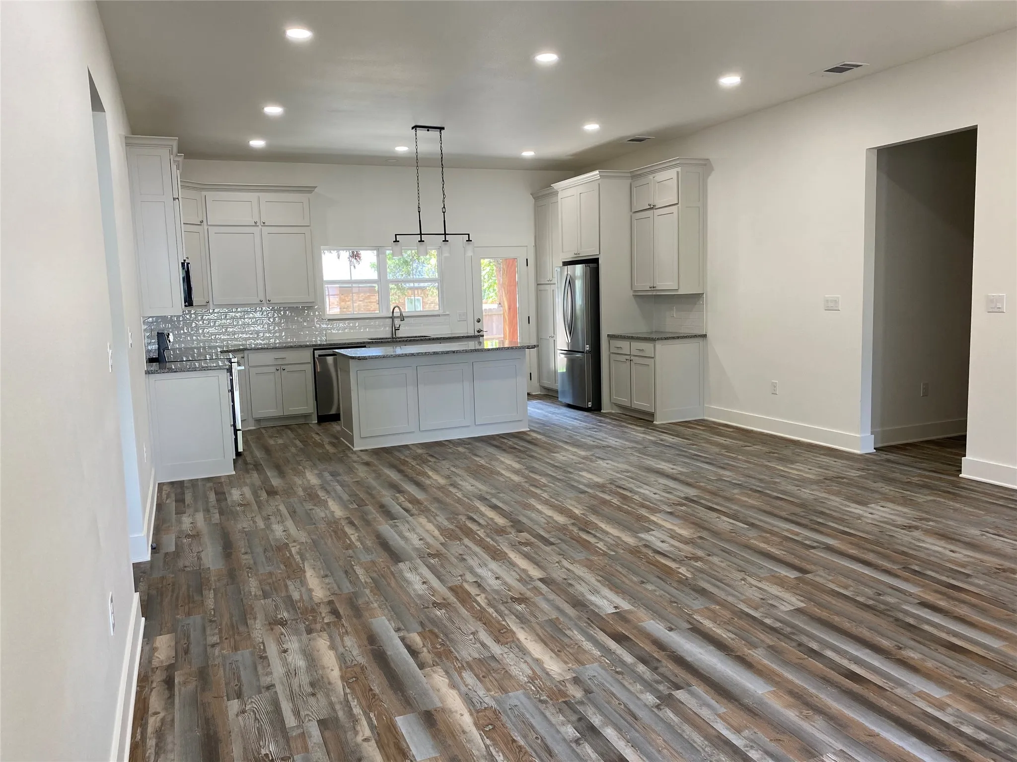 Single Family Residence For Sale in Wood County , 702 Davis Avenue, Quitman, Texas 75783, 3 Bedroom, 2 Bathroom, 2 Garage spaces, 1,521 Sqft, built in 2026, mls#21401072, Real Estate Agent in Quitman, Homes For Sale in Wood county, Homes For Sale in Quitman, Realtor in Quitman Texas, Real Estate Brokerage Independent Realty Texas, Luminita Cordes Realtor