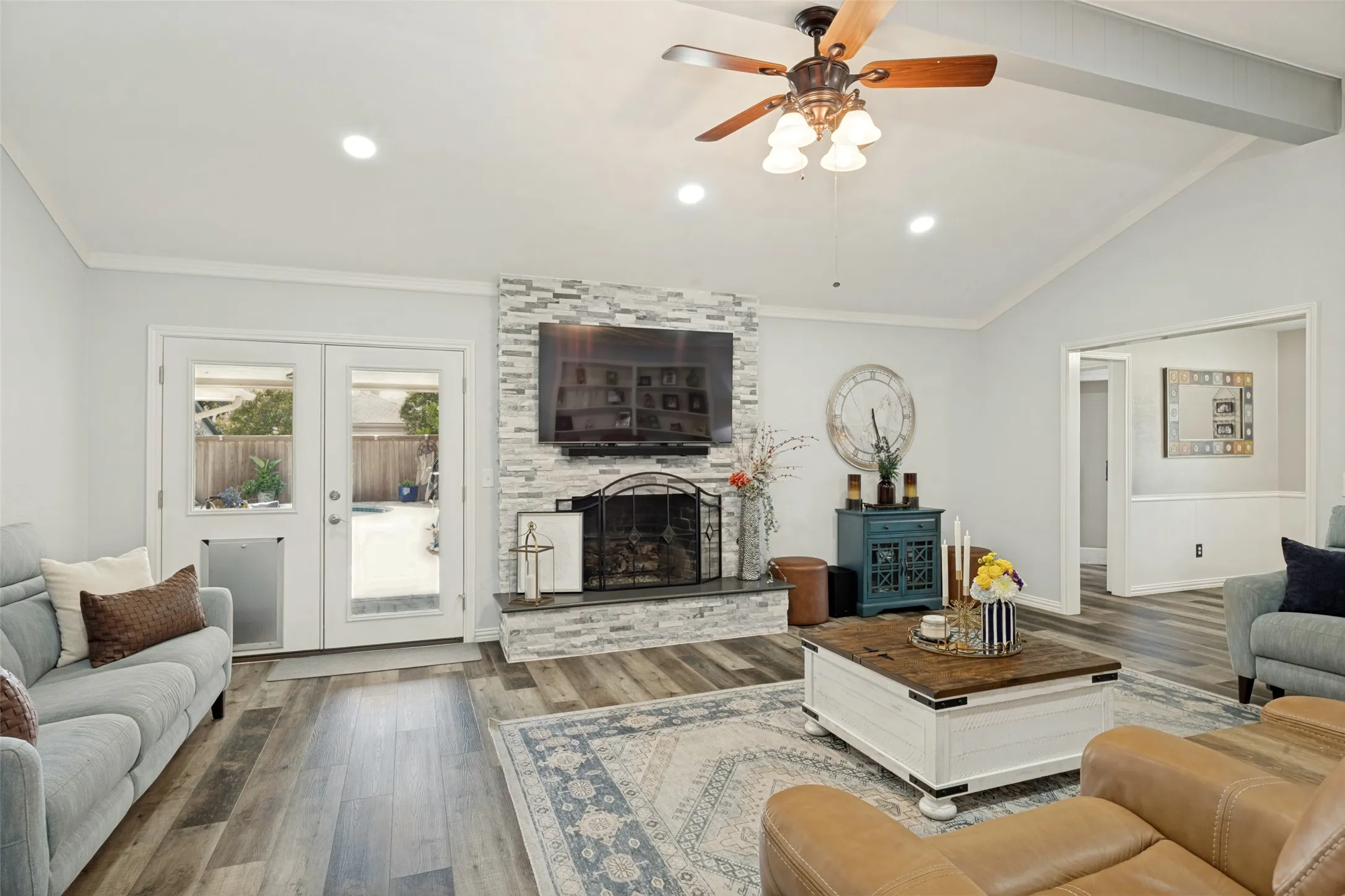 Single Family Residence For Sale in Collin County , 2617 Pinehurst Drive, Plano, Texas 75075, 4 Bedroom, 3 Bathroom, 2 Garage spaces, 2,362 Sqft, built in 1972, mls#21397174, Real Estate Agent in Plano, Homes For Sale in Collin county, Homes For Sale in Plano, Realtor in Plano Texas, Real Estate Brokerage Independent Realty Texas, Luminita Cordes Realtor