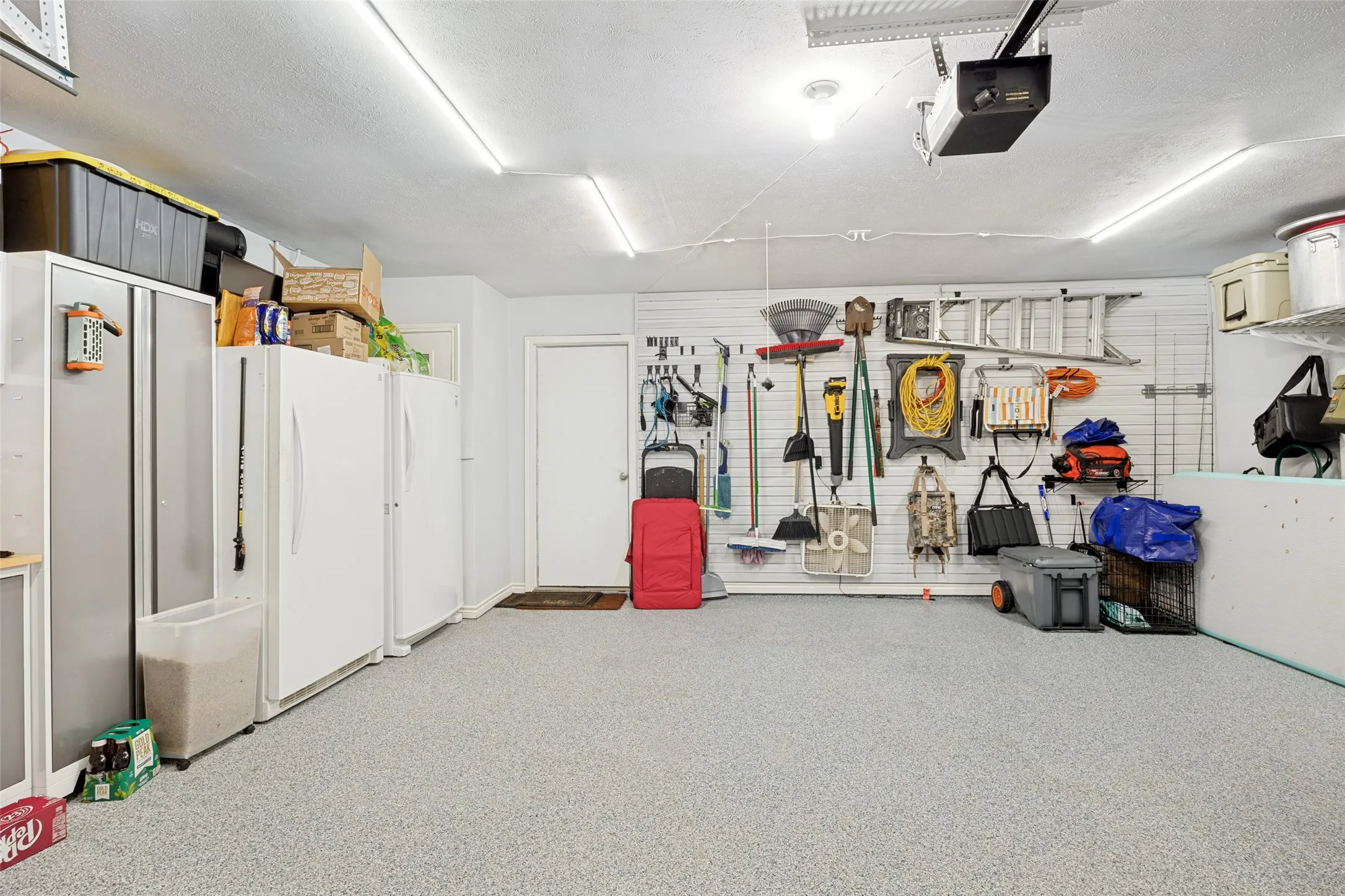 Single Family Residence For Sale in Collin County , 2617 Pinehurst Drive, Plano, Texas 75075, 4 Bedroom, 3 Bathroom, 2 Garage spaces, 2,362 Sqft, built in 1972, mls#21397174, Real Estate Agent in Plano, Homes For Sale in Collin county, Homes For Sale in Plano, Realtor in Plano Texas, Real Estate Brokerage Independent Realty Texas, Luminita Cordes Realtor