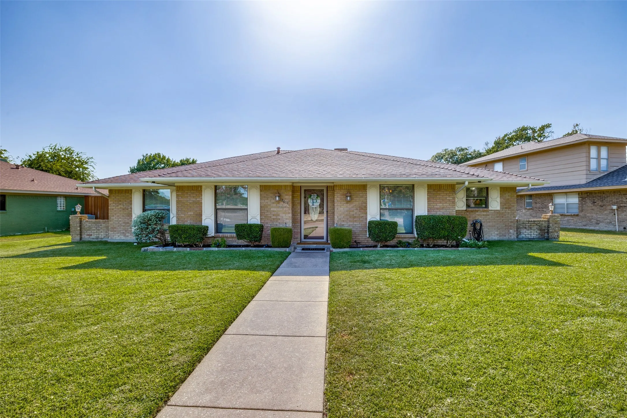 Single Family Residence For Sale in Collin County , 2617 Pinehurst Drive, Plano, Texas 75075, 4 Bedroom, 3 Bathroom, 2 Garage spaces, 2,362 Sqft, built in 1972, mls#21397174, Real Estate Agent in Plano, Homes For Sale in Collin county, Homes For Sale in Plano, Realtor in Plano Texas, Real Estate Brokerage Independent Realty Texas, Luminita Cordes Realtor