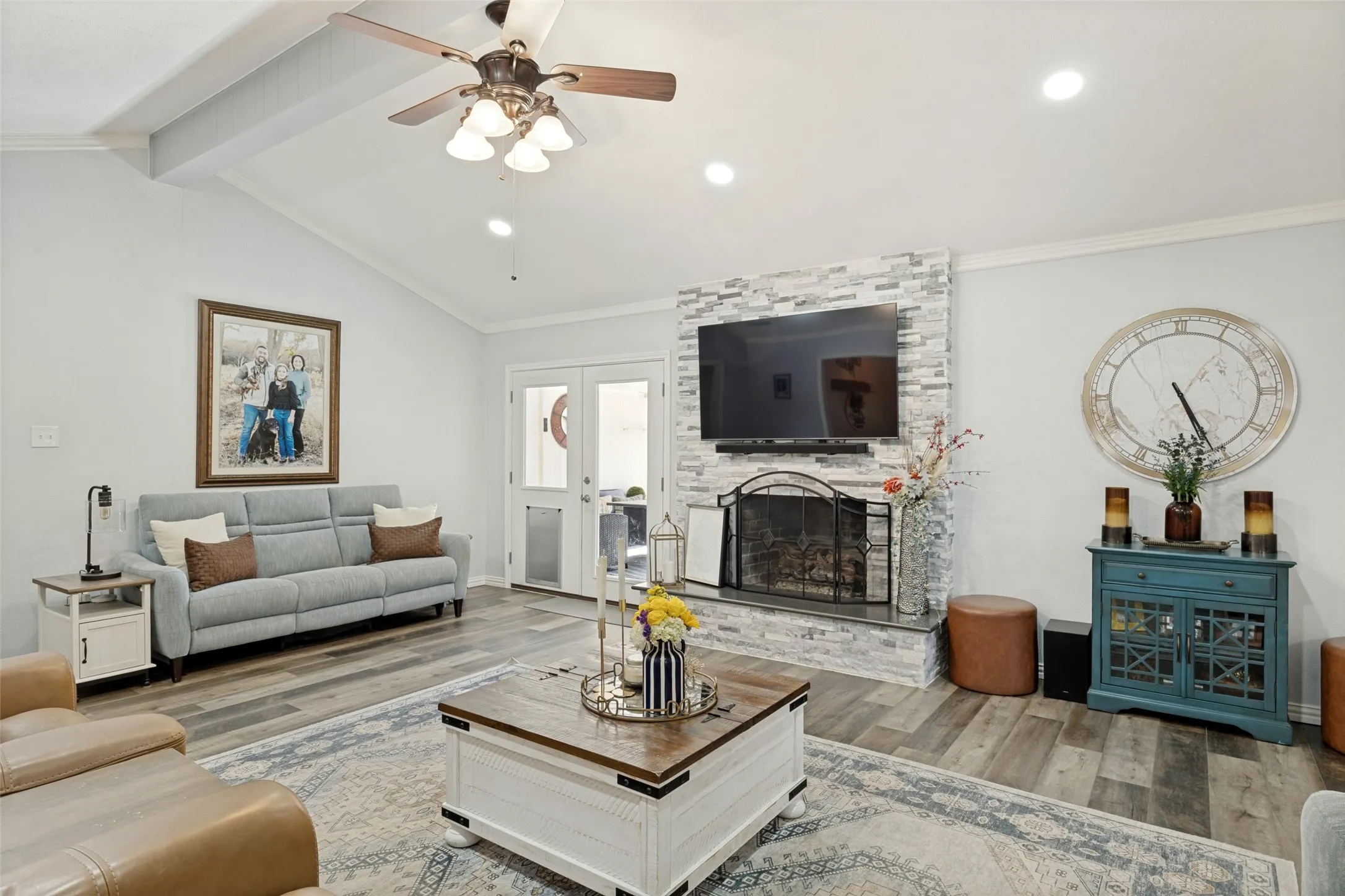 Single Family Residence For Sale in Collin County , 2617 Pinehurst Drive, Plano, Texas 75075, 4 Bedroom, 3 Bathroom, 2 Garage spaces, 2,362 Sqft, built in 1972, mls#21397174, Real Estate Agent in Plano, Homes For Sale in Collin county, Homes For Sale in Plano, Realtor in Plano Texas, Real Estate Brokerage Independent Realty Texas, Luminita Cordes Realtor