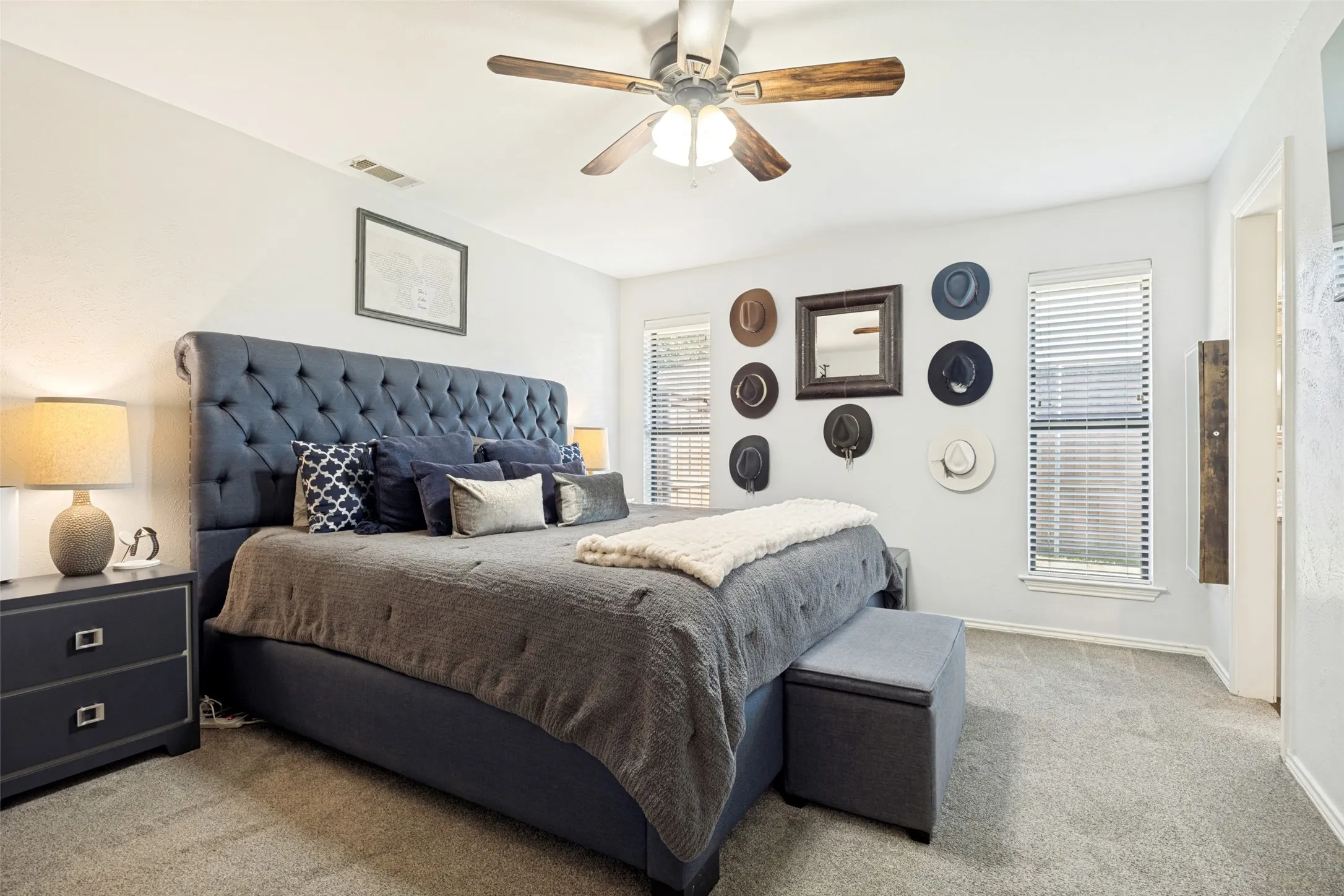 Single Family Residence For Sale in Collin County , 2617 Pinehurst Drive, Plano, Texas 75075, 4 Bedroom, 3 Bathroom, 2 Garage spaces, 2,362 Sqft, built in 1972, mls#21397174, Real Estate Agent in Plano, Homes For Sale in Collin county, Homes For Sale in Plano, Realtor in Plano Texas, Real Estate Brokerage Independent Realty Texas, Luminita Cordes Realtor