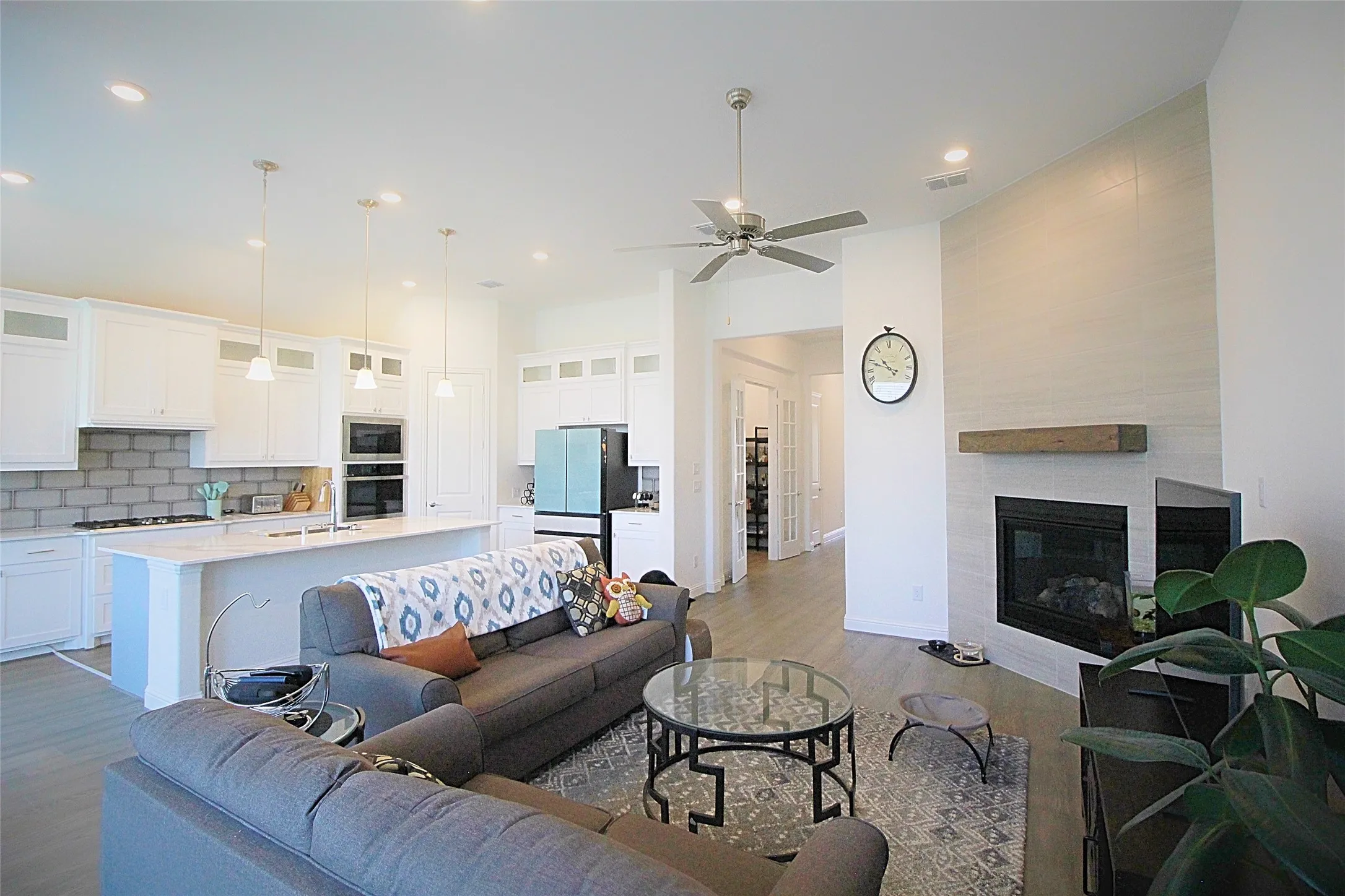 Single Family Residence For Sale in Denton County , 606 Artesian Drive, Argyle, Texas 76226, 3 Bedroom, 2 Bathroom, 2 Garage spaces, 2,115 Sqft, built in 2021, mls#21401066, Real Estate Agent in Argyle, Homes For Sale in Denton county, Homes For Sale in Argyle, Realtor in Argyle Texas, Real Estate Brokerage Independent Realty Texas, Luminita Cordes Realtor