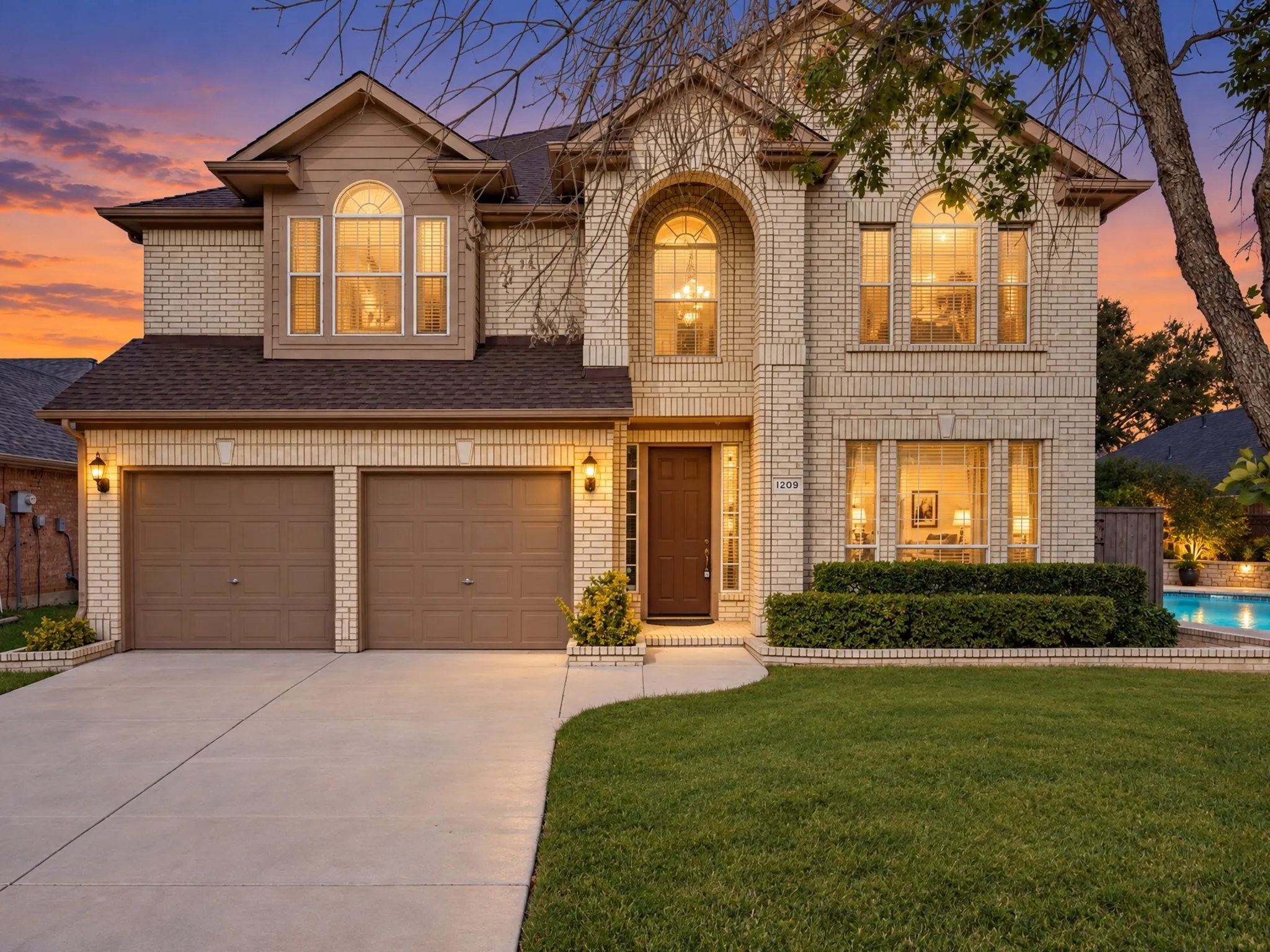Single Family Residence For Sale in Denton County , 1209 Silverwood Drive, Flower Mound, Texas 75028, 4 Bedroom, 3 Bathroom, 2 Garage spaces, 3,100 Sqft, built in 1996, mls#21400870, Real Estate Agent in Flower Mound, Homes For Sale in Denton county, Homes For Sale in Flower Mound, Realtor in Flower Mound Texas, Real Estate Brokerage Independent Realty Texas, Luminita Cordes Realtor