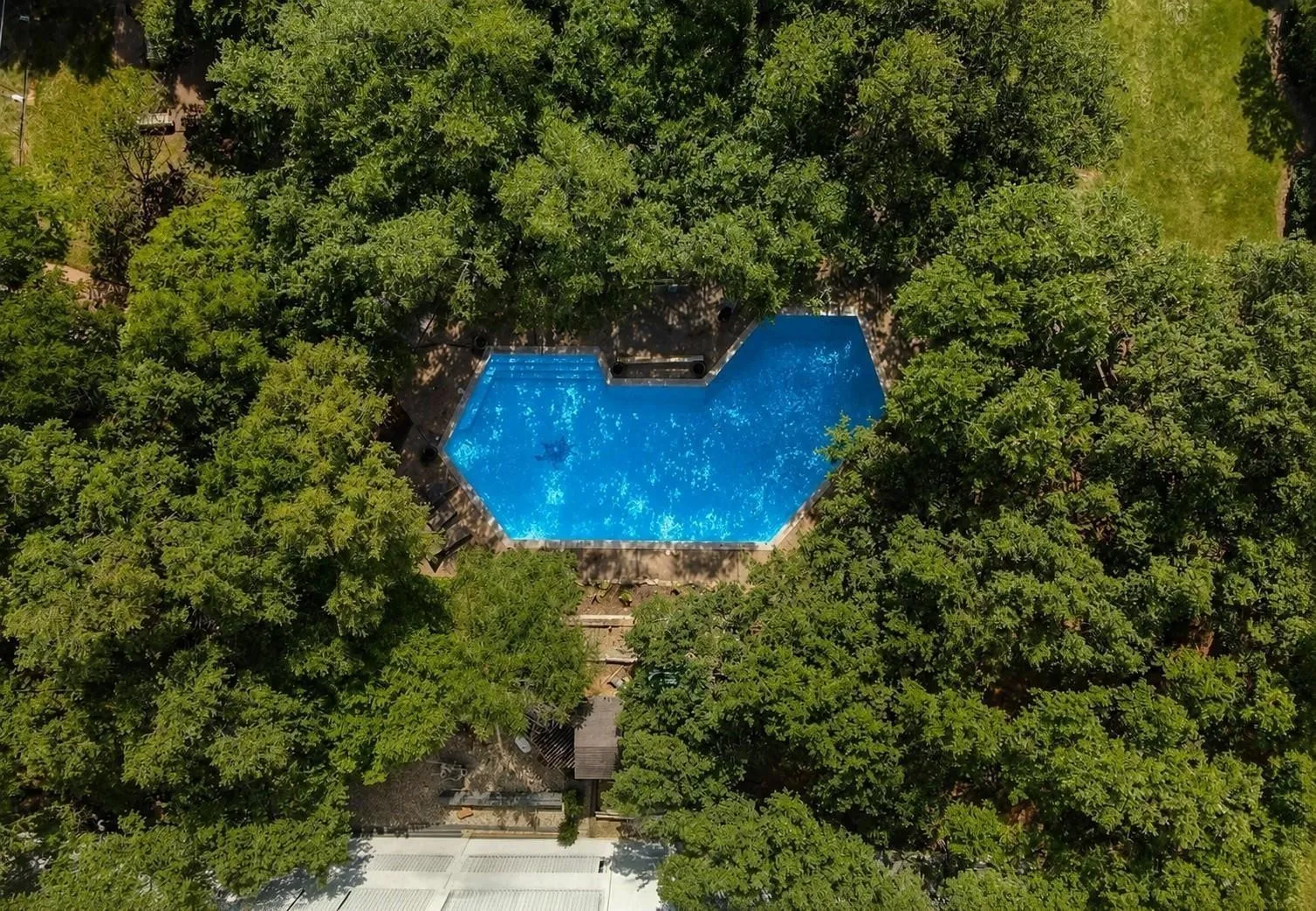 Condominium For Sale in Dallas County , 3883 Turtle Creek Boulevard 403, Dallas, Texas 75219, 1 Bedroom, 1 Bathroom, Garage spaces, 739 Sqft, built in 1963, mls#21399291, Real Estate Agent in Dallas, Homes For Sale in Dallas county, Homes For Sale in Dallas, Realtor in Dallas Texas, Real Estate Brokerage Independent Realty Texas, Luminita Cordes Realtor