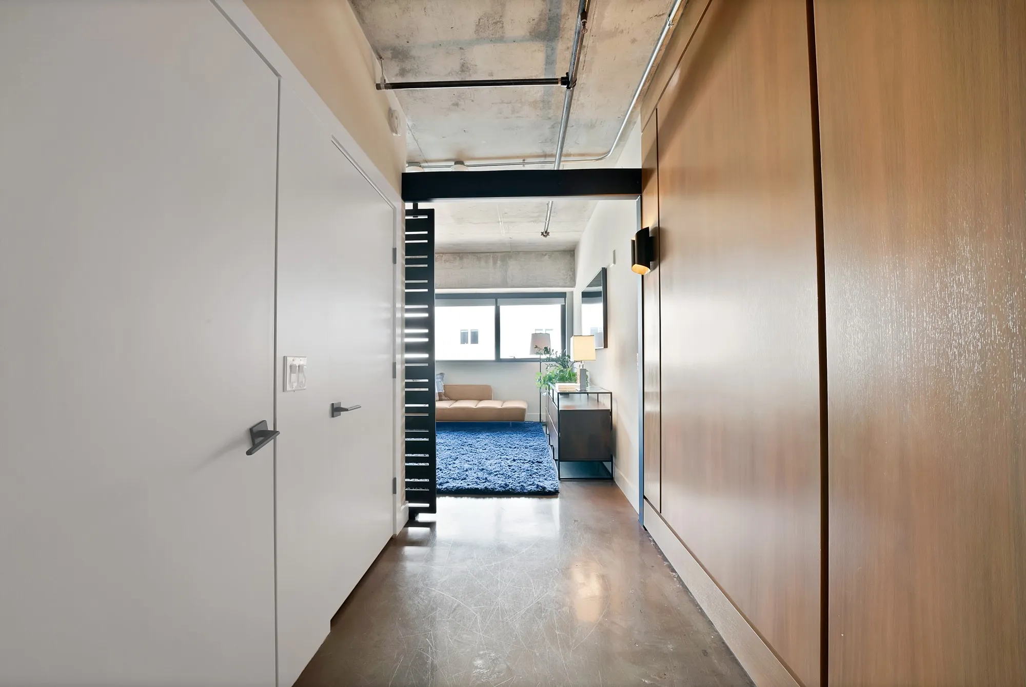Condominium For Sale in Dallas County , 1999 Mckinney Avenue 1002, Dallas, Texas 75201, 2 Bedroom, 2 Bathroom, 2 Garage spaces, 2,362 Sqft, built in 2000, mls#21392469, Real Estate Agent in Dallas, Homes For Sale in Dallas county, Homes For Sale in Dallas, Realtor in Dallas Texas, Real Estate Brokerage Independent Realty Texas, Luminita Cordes Realtor