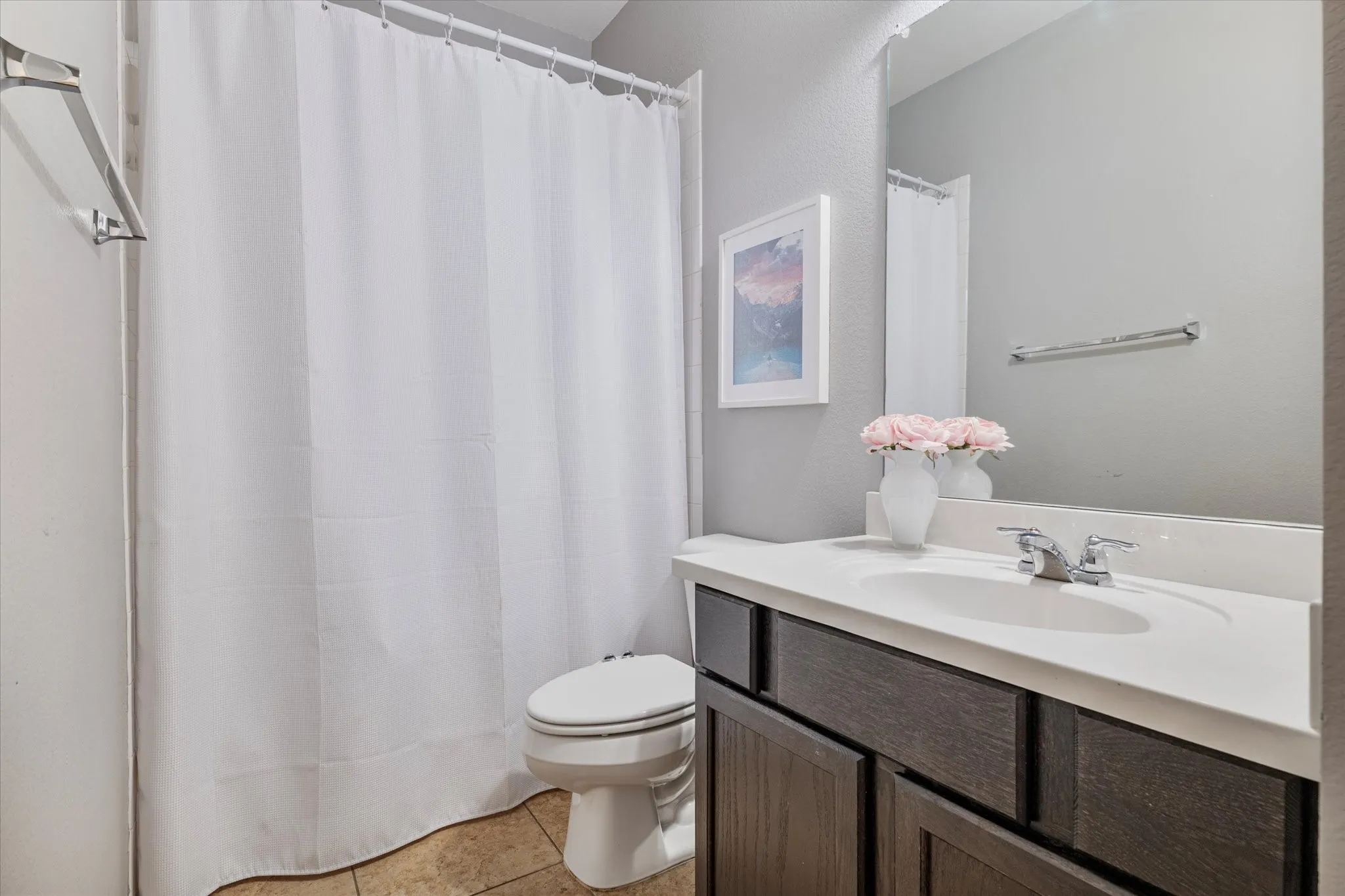 Single Family Residence For Sale in Denton County , 1105 Freesia Drive, Little Elm, Texas 75068, 4 Bedroom, 3 Bathroom, 2 Garage spaces, 2,522 Sqft, built in 2015, mls#21400106, Real Estate Agent in Little Elm, Homes For Sale in Denton county, Homes For Sale in Little Elm, Realtor in Little Elm Texas, Real Estate Brokerage Independent Realty Texas, Luminita Cordes Realtor