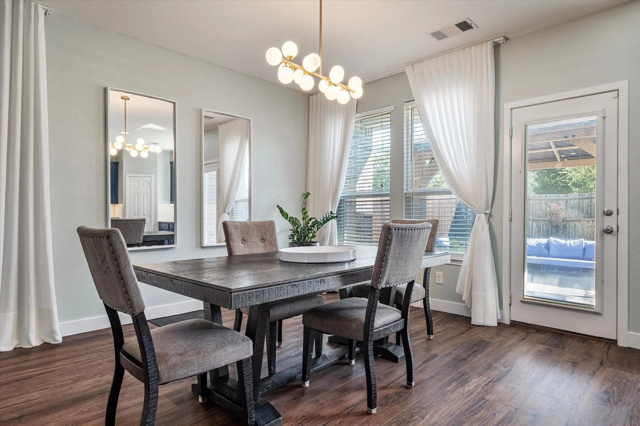 Single Family Residence For Sale in Denton County , 1105 Freesia Drive, Little Elm, Texas 75068, 4 Bedroom, 3 Bathroom, 2 Garage spaces, 2,522 Sqft, built in 2015, mls#21400106, Real Estate Agent in Little Elm, Homes For Sale in Denton county, Homes For Sale in Little Elm, Realtor in Little Elm Texas, Real Estate Brokerage Independent Realty Texas, Luminita Cordes Realtor