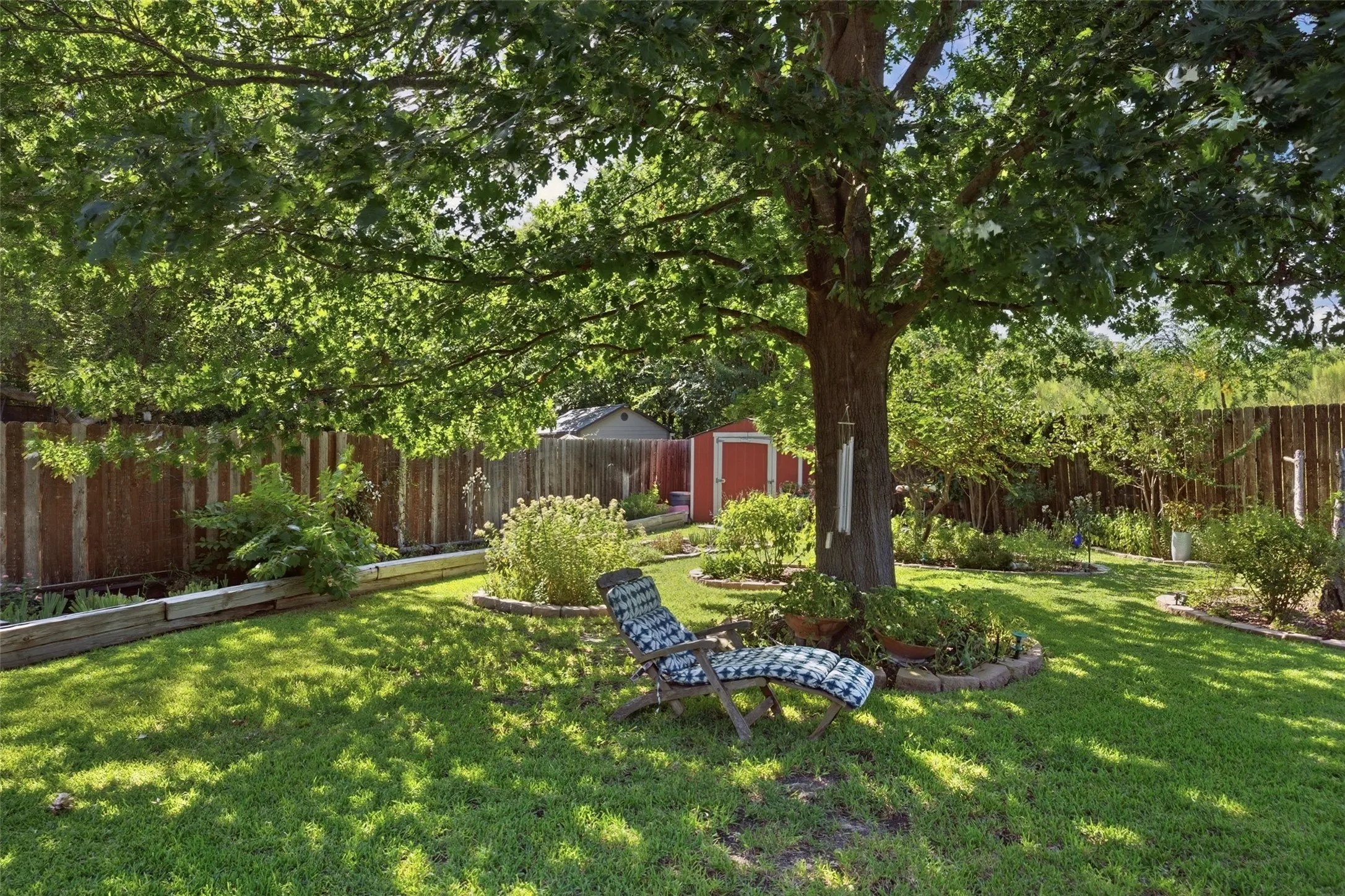 Single Family Residence For Sale in Tarrant County , 6801 Descanso Gardens Drive, Fort Worth, Texas 76132, 4 Bedroom, 2 Bathroom, 2 Garage spaces, 1,950 Sqft, built in 1999, mls#21399982, Real Estate Agent in Fort Worth, Homes For Sale in Tarrant county, Homes For Sale in Fort Worth, Realtor in Fort Worth Texas, Real Estate Brokerage Independent Realty Texas, Luminita Cordes Realtor