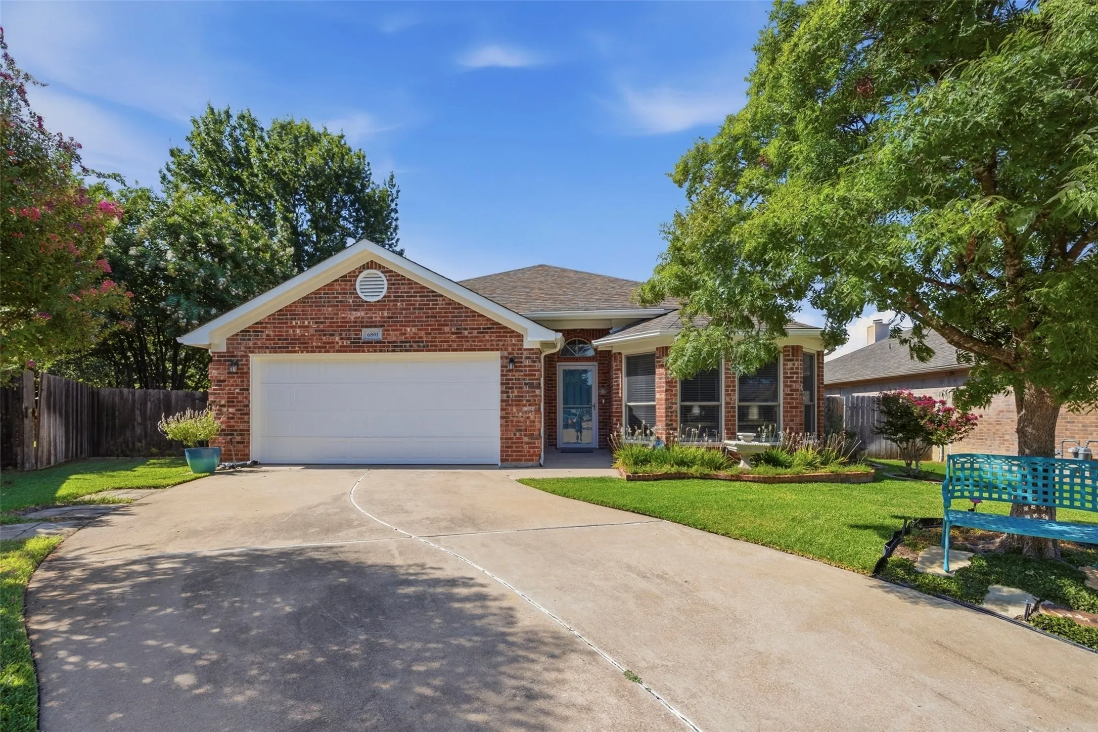 Single Family Residence For Sale in Tarrant County , 6801 Descanso Gardens Drive, Fort Worth, Texas 76132, 4 Bedroom, 2 Bathroom, 2 Garage spaces, 1,950 Sqft, built in 1999, mls#21399982, Real Estate Agent in Fort Worth, Homes For Sale in Tarrant county, Homes For Sale in Fort Worth, Realtor in Fort Worth Texas, Real Estate Brokerage Independent Realty Texas, Luminita Cordes Realtor