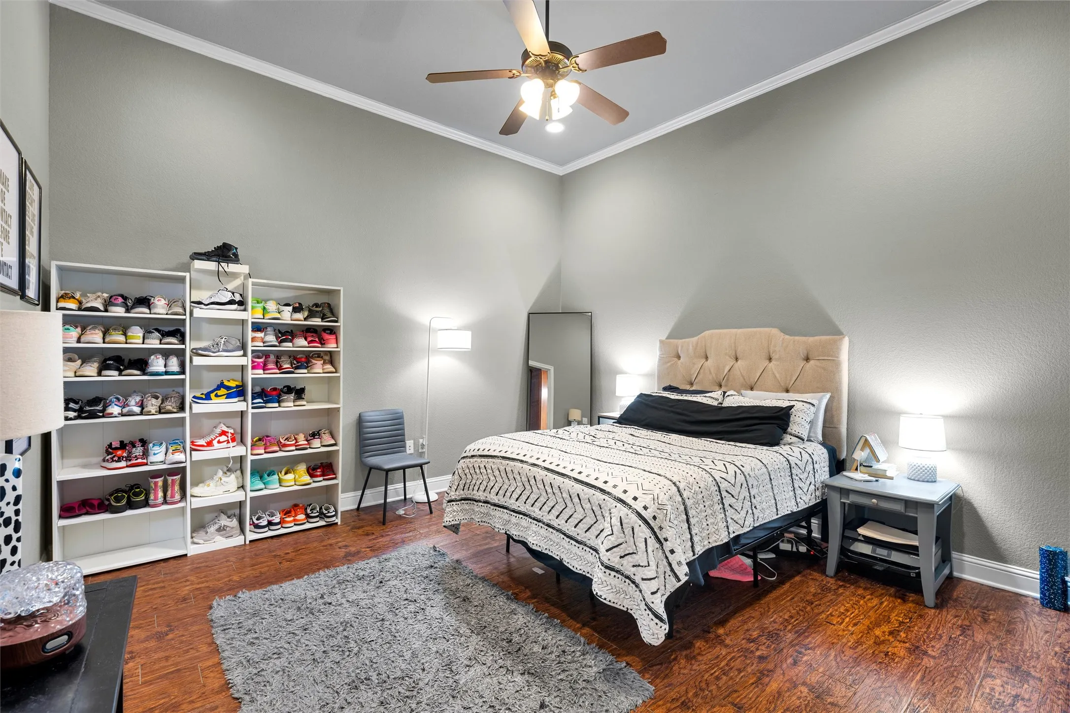 Condominium For Sale in Mc Lennan County , 711 Austin Avenue C, Waco, Texas 76701, 1 Bedroom, 1 Bathroom, Garage spaces, 835 Sqft, built in 1930, mls#21400354, Real Estate Agent in Waco, Homes For Sale in Mc Lennan county, Homes For Sale in Waco, Realtor in Waco Texas, Real Estate Brokerage Independent Realty Texas, Luminita Cordes Realtor