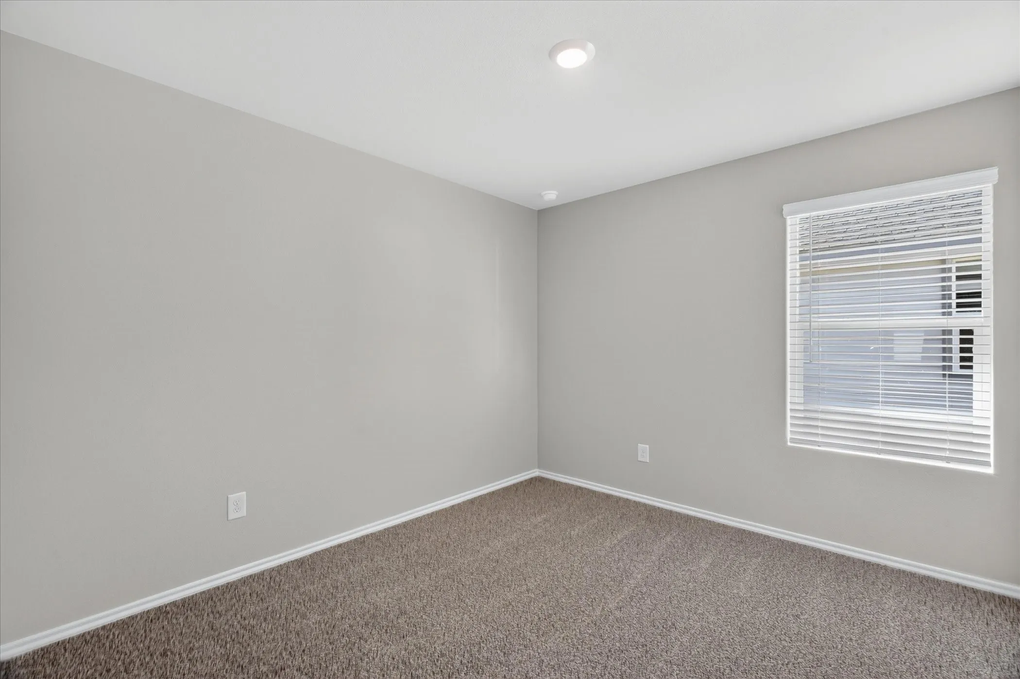 Single Family Residence For Rent in Palo Pinto County , 129 Mach Way, Mineral Wells, Texas 76067, 4 Bedroom, 2 Bathroom, 2 Garage spaces, 1,471 Sqft, built in 2026, mls#21399458, Real Estate Agent in Mineral Wells, Homes For Rent in Palo Pinto county, Homes For Rent in Mineral Wells, Realtor in Mineral Wells Texas, Real Estate Brokerage Independent Realty Texas, Luminita Cordes Realtor