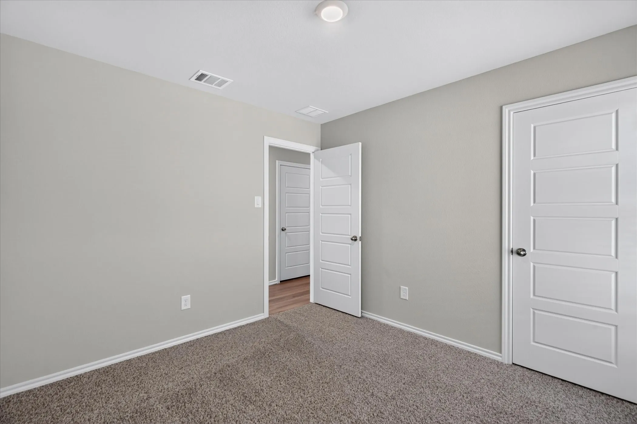 Single Family Residence For Rent in Palo Pinto County , 129 Mach Way, Mineral Wells, Texas 76067, 4 Bedroom, 2 Bathroom, 2 Garage spaces, 1,471 Sqft, built in 2026, mls#21399458, Real Estate Agent in Mineral Wells, Homes For Rent in Palo Pinto county, Homes For Rent in Mineral Wells, Realtor in Mineral Wells Texas, Real Estate Brokerage Independent Realty Texas, Luminita Cordes Realtor