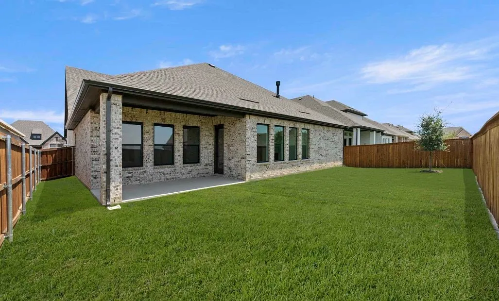 Rear Exterior Design Representative Photo