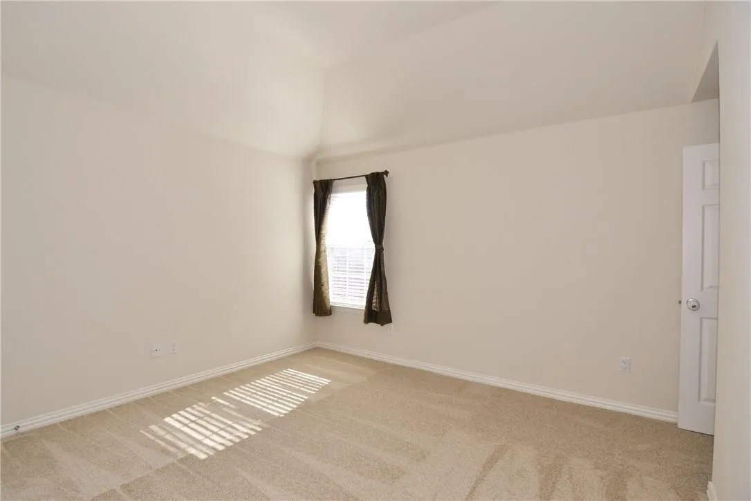 Single Family Residence For Rent in Collin County , 6386 Shadywood Drive, Frisco, Texas 75035, 4 Bedroom, 4 Bathroom, 2 Garage spaces, 2,936 Sqft, built in 2002, mls#21401110, Real Estate Agent in Frisco, Homes For Rent in Collin county, Homes For Rent in Frisco, Realtor in Frisco Texas, Real Estate Brokerage Independent Realty Texas, Luminita Cordes Realtor