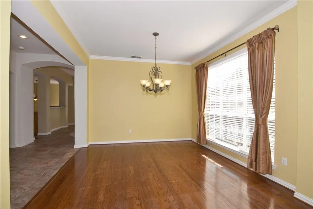 Single Family Residence For Rent in Collin County , 6386 Shadywood Drive, Frisco, Texas 75035, 4 Bedroom, 4 Bathroom, 2 Garage spaces, 2,936 Sqft, built in 2002, mls#21401110, Real Estate Agent in Frisco, Homes For Rent in Collin county, Homes For Rent in Frisco, Realtor in Frisco Texas, Real Estate Brokerage Independent Realty Texas, Luminita Cordes Realtor