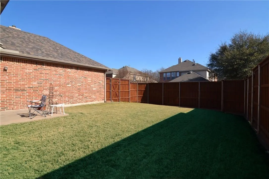 Single Family Residence For Rent in Collin County , 6386 Shadywood Drive, Frisco, Texas 75035, 4 Bedroom, 4 Bathroom, 2 Garage spaces, 2,936 Sqft, built in 2002, mls#21401110, Real Estate Agent in Frisco, Homes For Rent in Collin county, Homes For Rent in Frisco, Realtor in Frisco Texas, Real Estate Brokerage Independent Realty Texas, Luminita Cordes Realtor