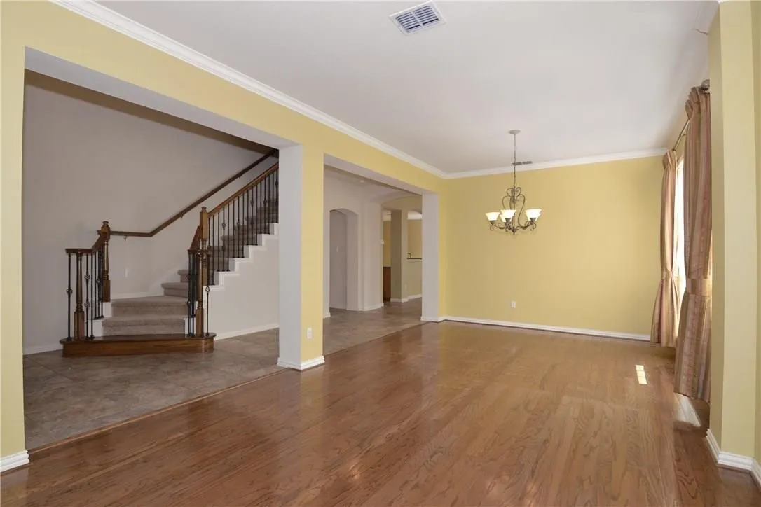 Single Family Residence For Rent in Collin County , 6386 Shadywood Drive, Frisco, Texas 75035, 4 Bedroom, 4 Bathroom, 2 Garage spaces, 2,936 Sqft, built in 2002, mls#21401110, Real Estate Agent in Frisco, Homes For Rent in Collin county, Homes For Rent in Frisco, Realtor in Frisco Texas, Real Estate Brokerage Independent Realty Texas, Luminita Cordes Realtor