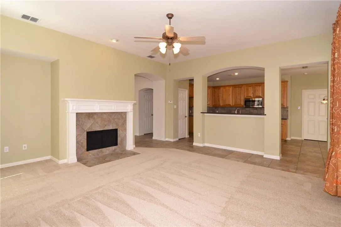 Single Family Residence For Rent in Collin County , 6386 Shadywood Drive, Frisco, Texas 75035, 4 Bedroom, 4 Bathroom, 2 Garage spaces, 2,936 Sqft, built in 2002, mls#21401110, Real Estate Agent in Frisco, Homes For Rent in Collin county, Homes For Rent in Frisco, Realtor in Frisco Texas, Real Estate Brokerage Independent Realty Texas, Luminita Cordes Realtor