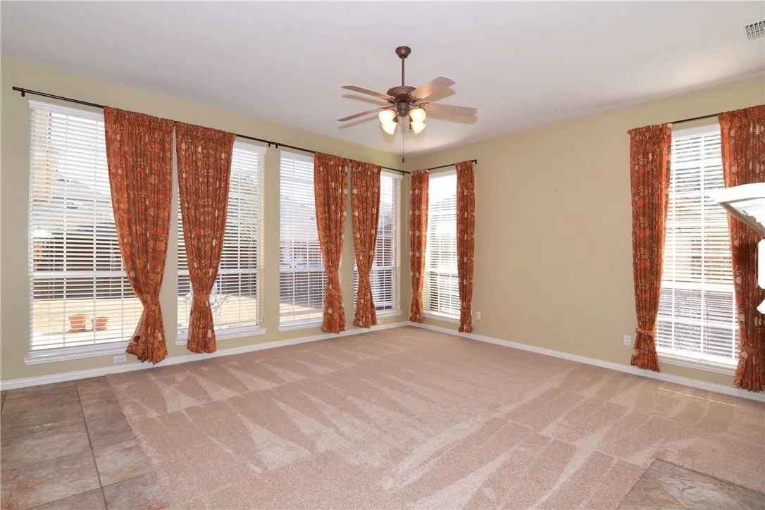 Single Family Residence For Rent in Collin County , 6386 Shadywood Drive, Frisco, Texas 75035, 4 Bedroom, 4 Bathroom, 2 Garage spaces, 2,936 Sqft, built in 2002, mls#21401110, Real Estate Agent in Frisco, Homes For Rent in Collin county, Homes For Rent in Frisco, Realtor in Frisco Texas, Real Estate Brokerage Independent Realty Texas, Luminita Cordes Realtor