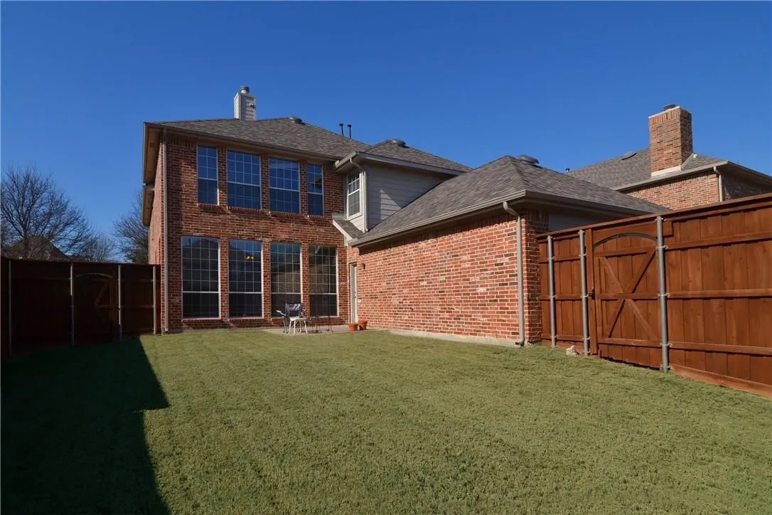 Single Family Residence For Rent in Collin County , 6386 Shadywood Drive, Frisco, Texas 75035, 4 Bedroom, 4 Bathroom, 2 Garage spaces, 2,936 Sqft, built in 2002, mls#21401110, Real Estate Agent in Frisco, Homes For Rent in Collin county, Homes For Rent in Frisco, Realtor in Frisco Texas, Real Estate Brokerage Independent Realty Texas, Luminita Cordes Realtor