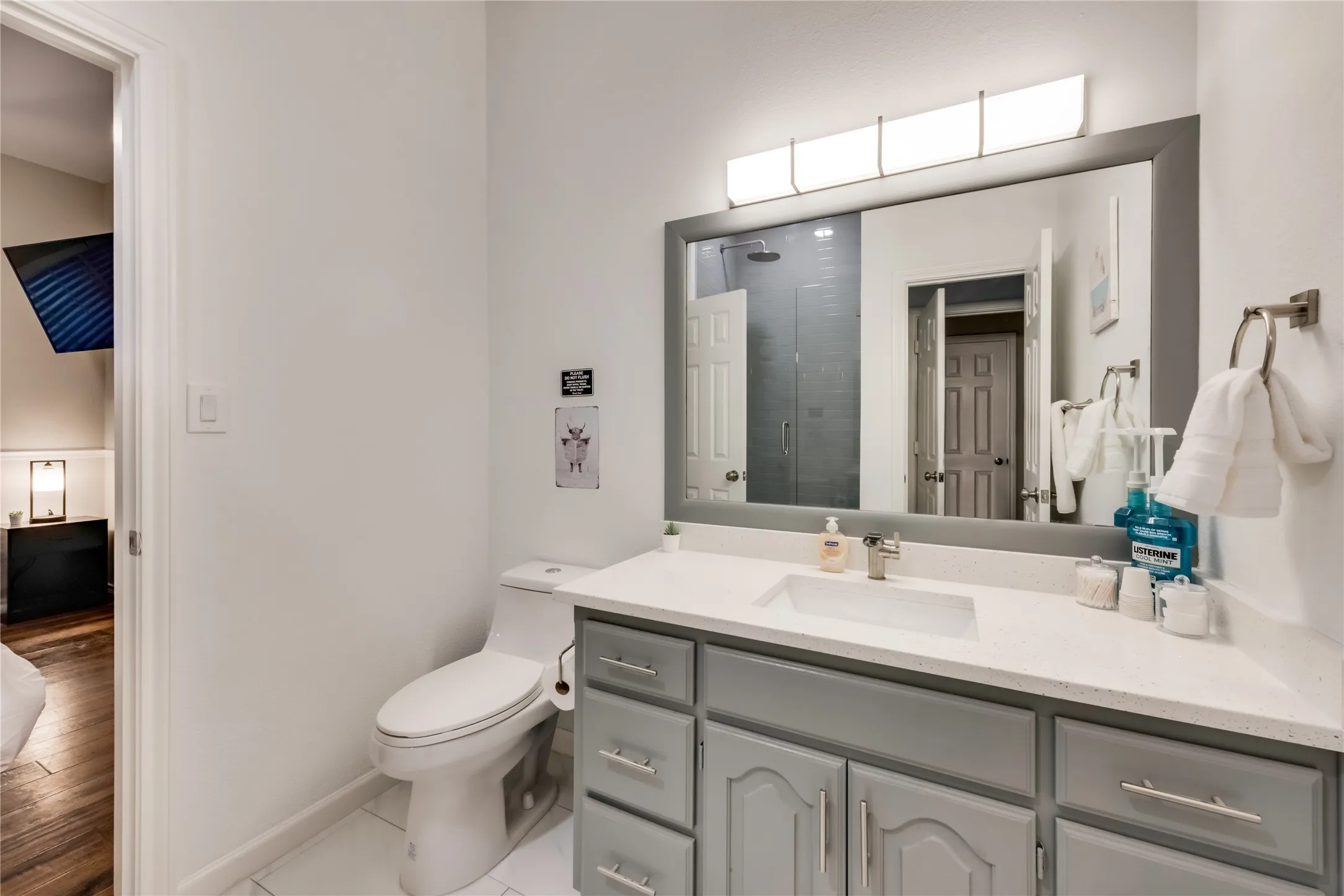 Single Family Residence For Sale in Denton County , 1206 Kendolph Drive, Denton, Texas 76205, 5 Bedroom, 3 Bathroom, 2 Garage spaces, 2,960 Sqft, built in 1994, mls#21399190, Real Estate Agent in Denton, Homes For Sale in Denton county, Homes For Sale in Denton, Realtor in Denton Texas, Real Estate Brokerage Independent Realty Texas, Luminita Cordes Realtor