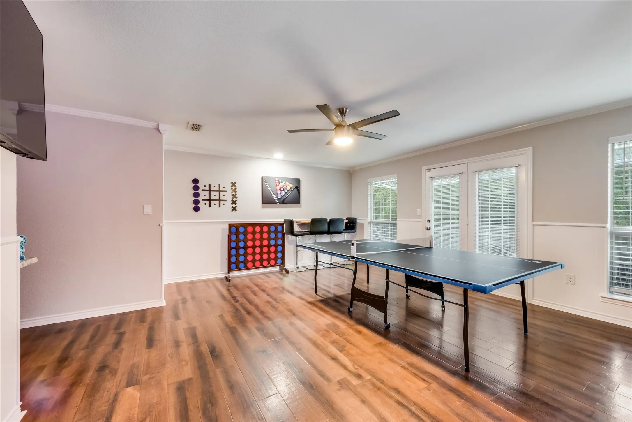 Single Family Residence For Sale in Denton County , 1206 Kendolph Drive, Denton, Texas 76205, 5 Bedroom, 3 Bathroom, 2 Garage spaces, 2,960 Sqft, built in 1994, mls#21399190, Real Estate Agent in Denton, Homes For Sale in Denton county, Homes For Sale in Denton, Realtor in Denton Texas, Real Estate Brokerage Independent Realty Texas, Luminita Cordes Realtor