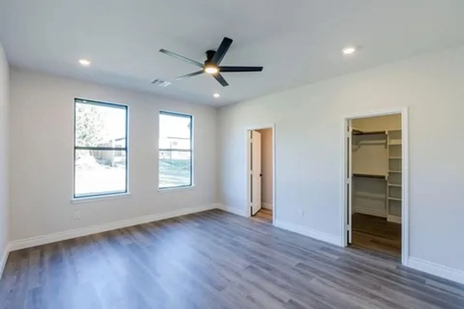 Single Family Residence For Rent in Hood County , 5713 Stonegate Circle, Granbury, Texas 76048, 4 Bedroom, 2 Bathroom, 2 Garage spaces, 1,709 Sqft, built in 2025, mls#21400584, Real Estate Agent in Granbury, Homes For Rent in Hood county, Homes For Rent in Granbury, Realtor in Granbury Texas, Real Estate Brokerage Independent Realty Texas, Luminita Cordes Realtor